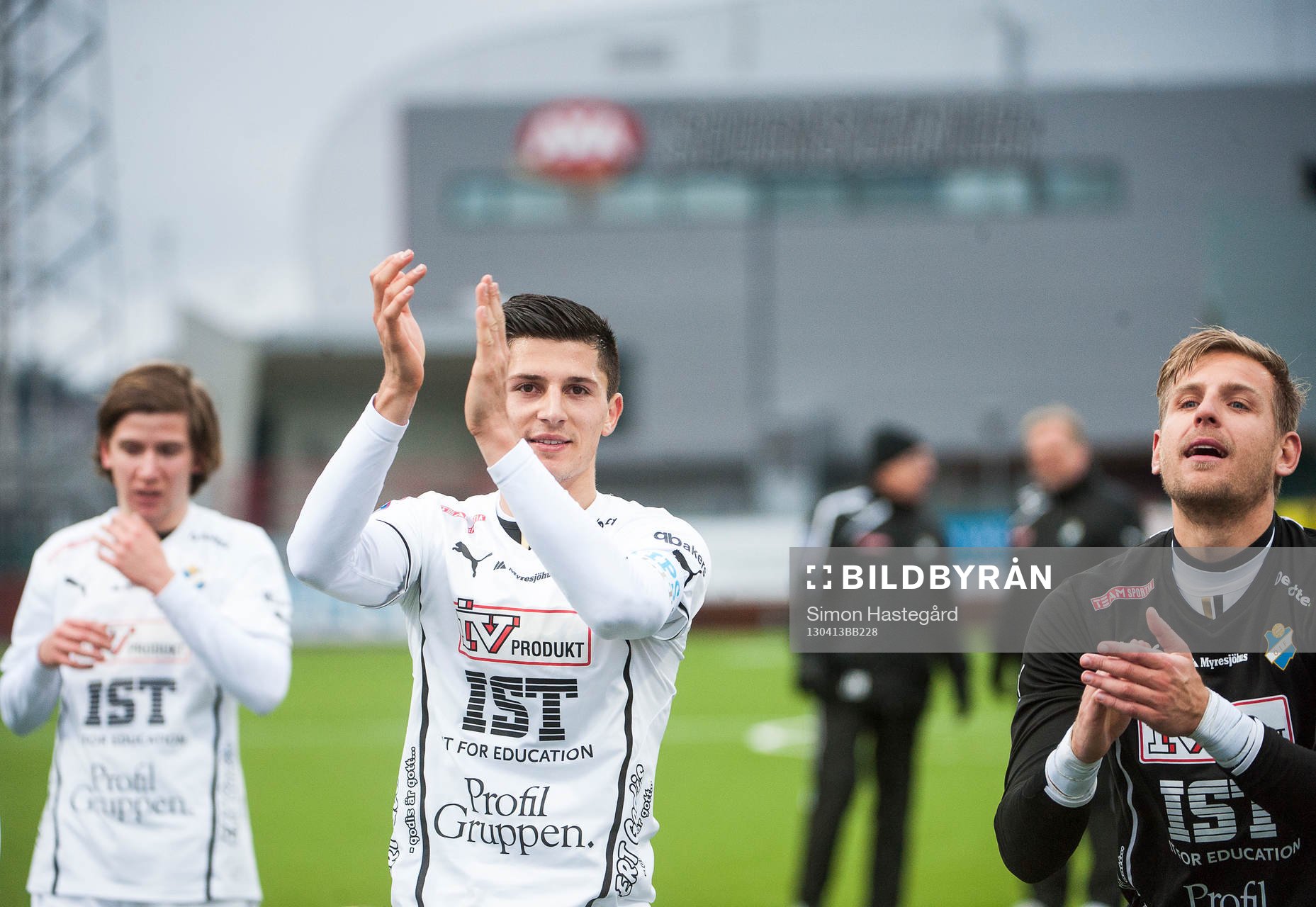 Elmin Nurkic, och Alexander Nadj, målvakt, Östers IF,