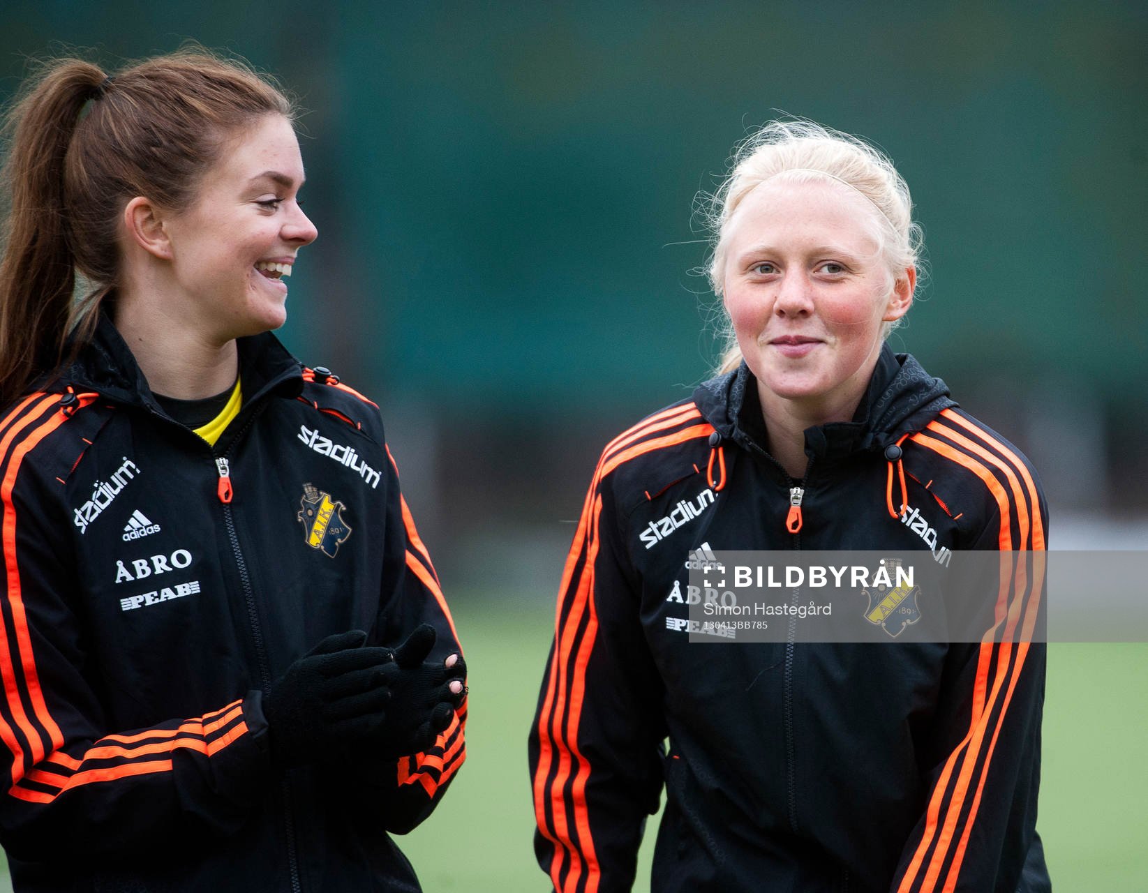 Lisa Petersson, och Elin Bragnum, AIK