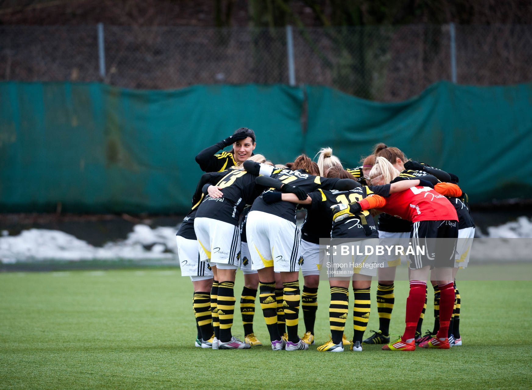 Jessy Sharro, AIK med sina lagkamrater