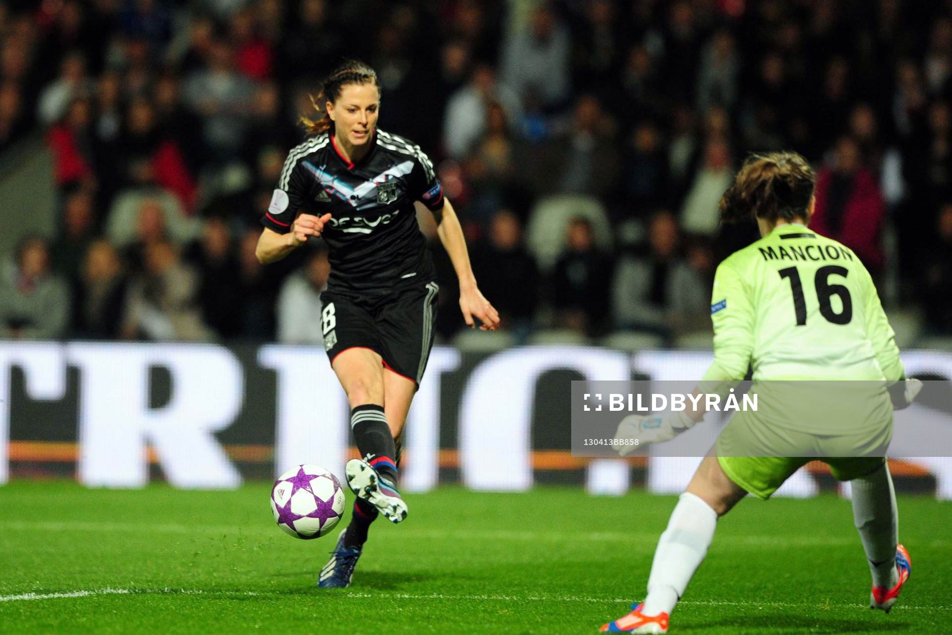 BUT DE Lotta SCHELIN -  13.04.2013 - Lyon / Juvisy  - 1/2