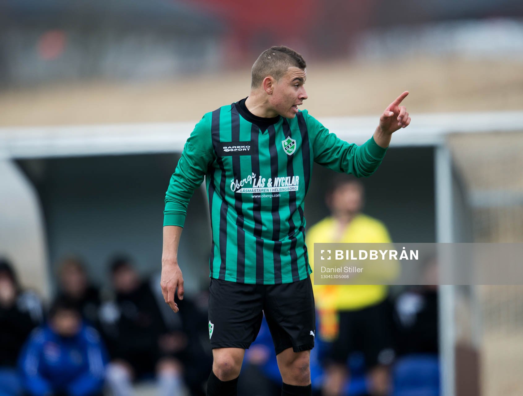 Jordan Larsson, Högaborg, manar på sitt lag