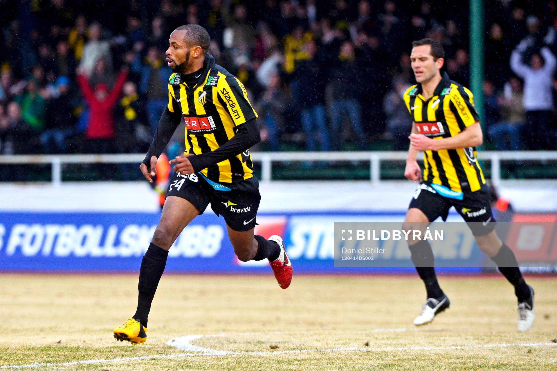 Rene Makondele, Häcken jublar