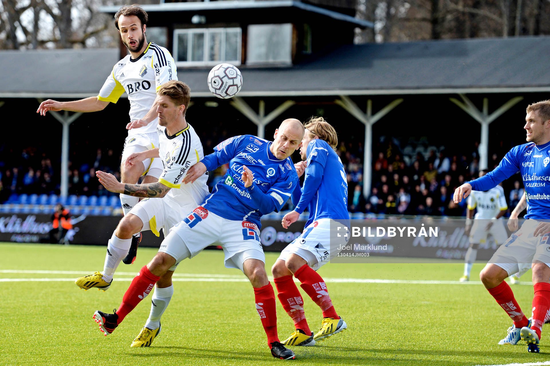 Helgi Danielsson, Martin Lorentzson, AIK är uppe och oroar