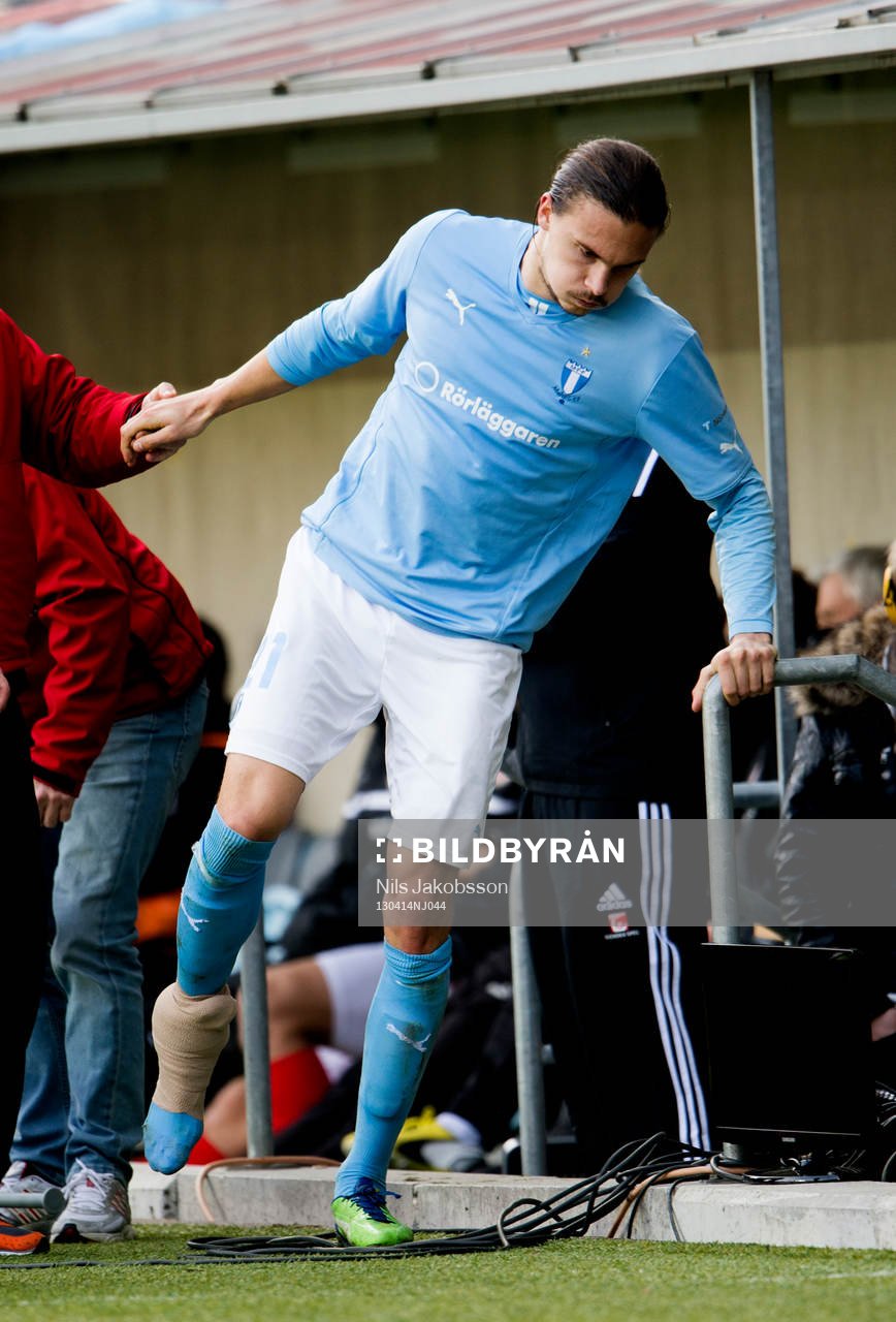 Erik Johansson, Malmö FF, skadade foten