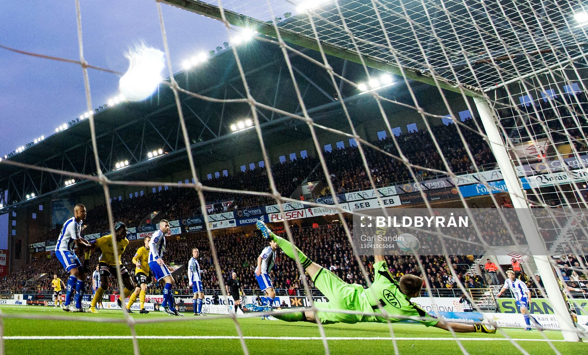 John Alvbåge, målvakt, IFK Göteborg, räddar ett skott