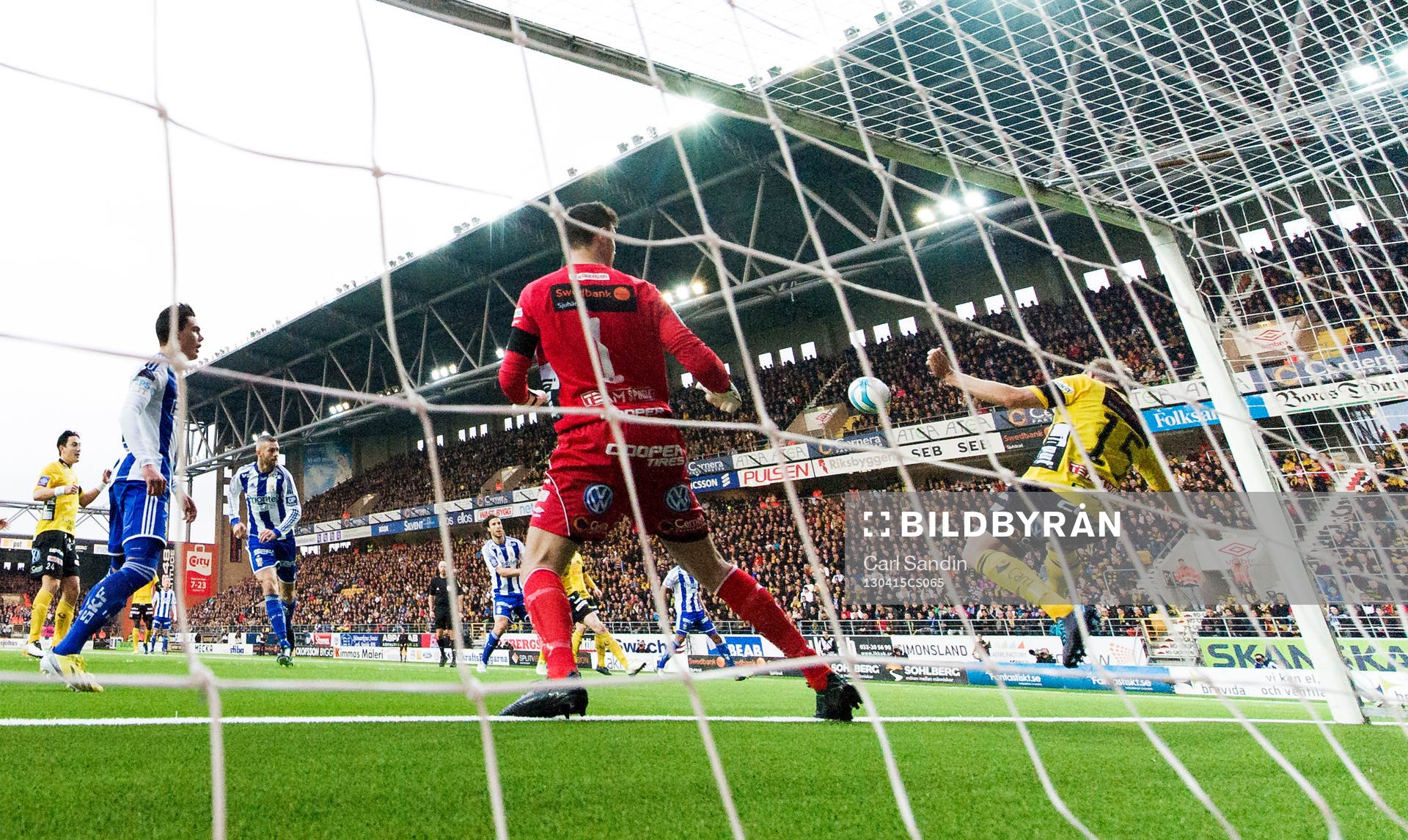 Andreas Klarström, Elfsborg, räddar ett skott på