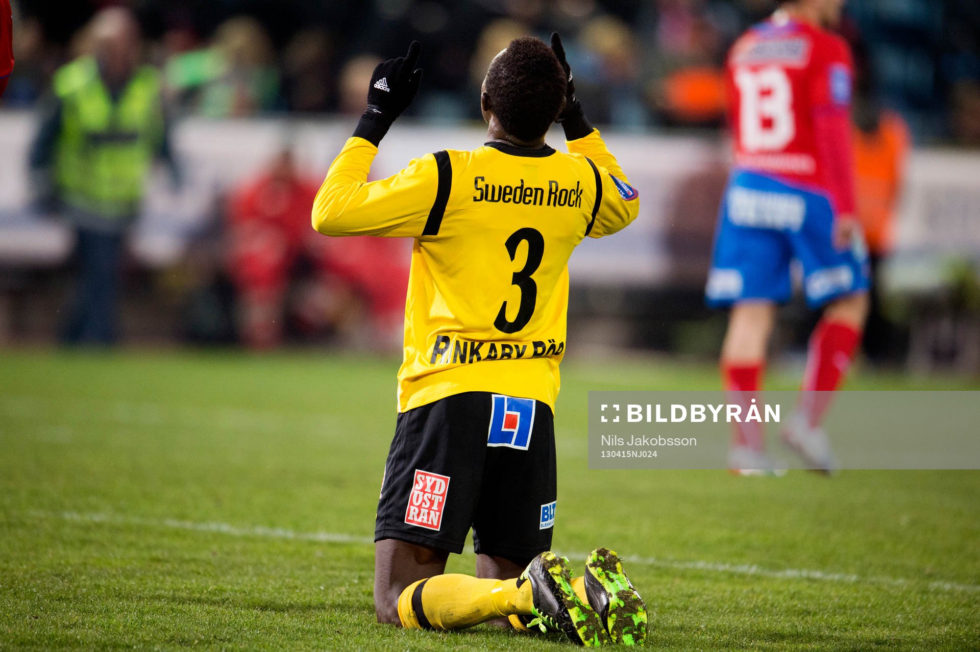 Gbenga Arokoyo, Mjällby, jublar vid slutsignal