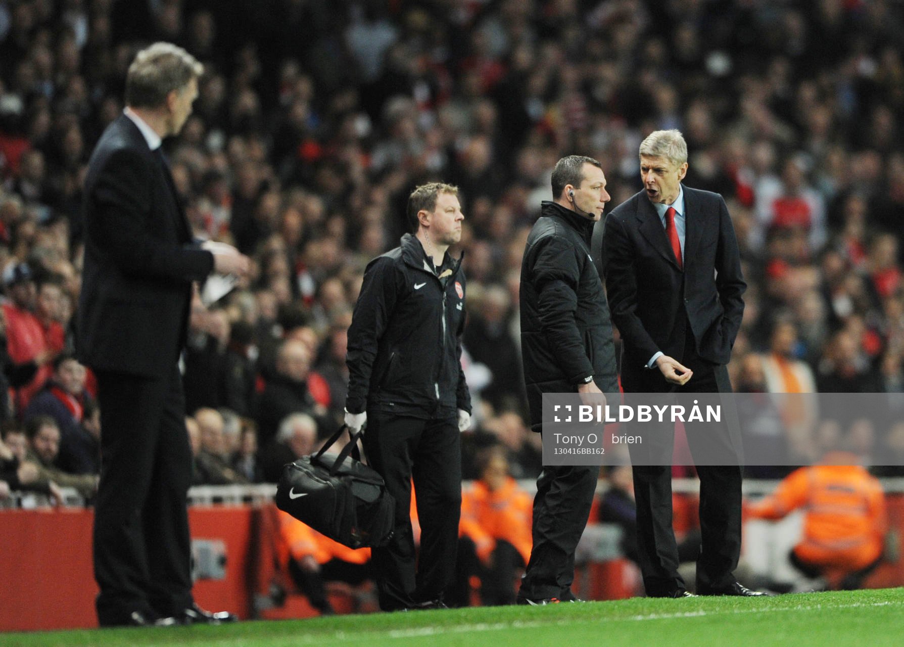Football - Arsenal v Everton - Barclays Premier League  -