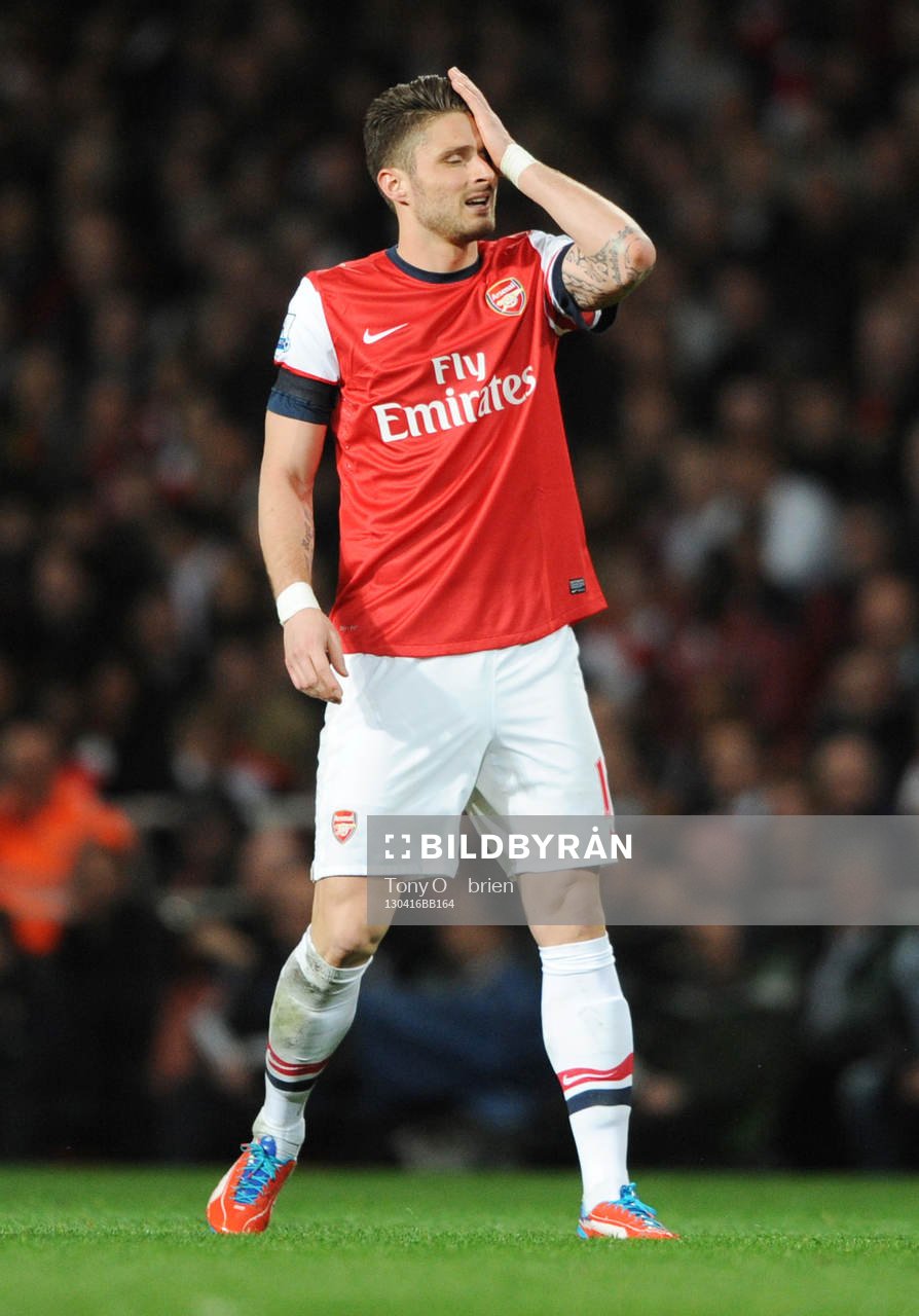 Football - Arsenal v Everton - Barclays Premier League  -