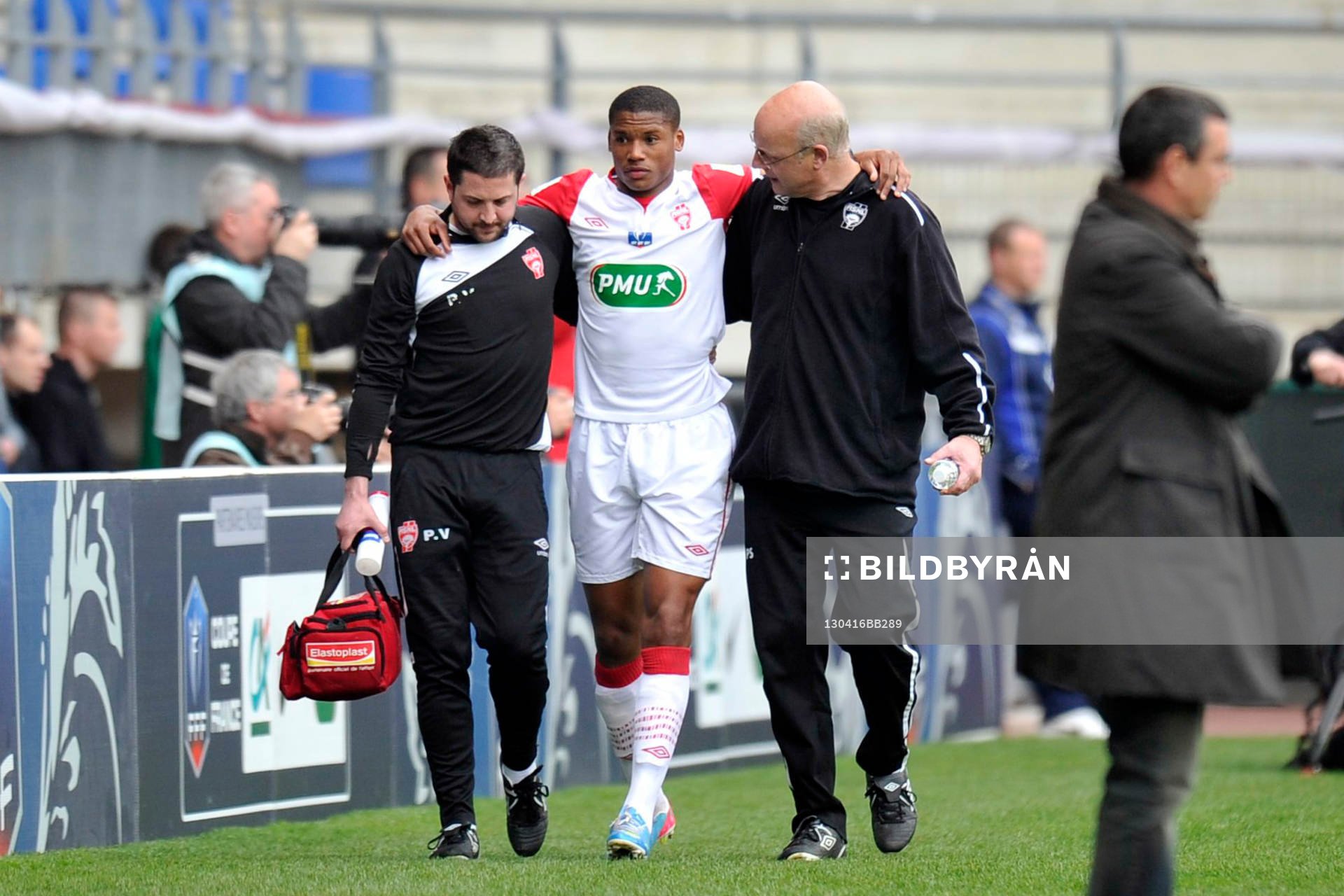 Blessure de Julian JEANVIER - 16.04.2013 - Troyes / Nancy -