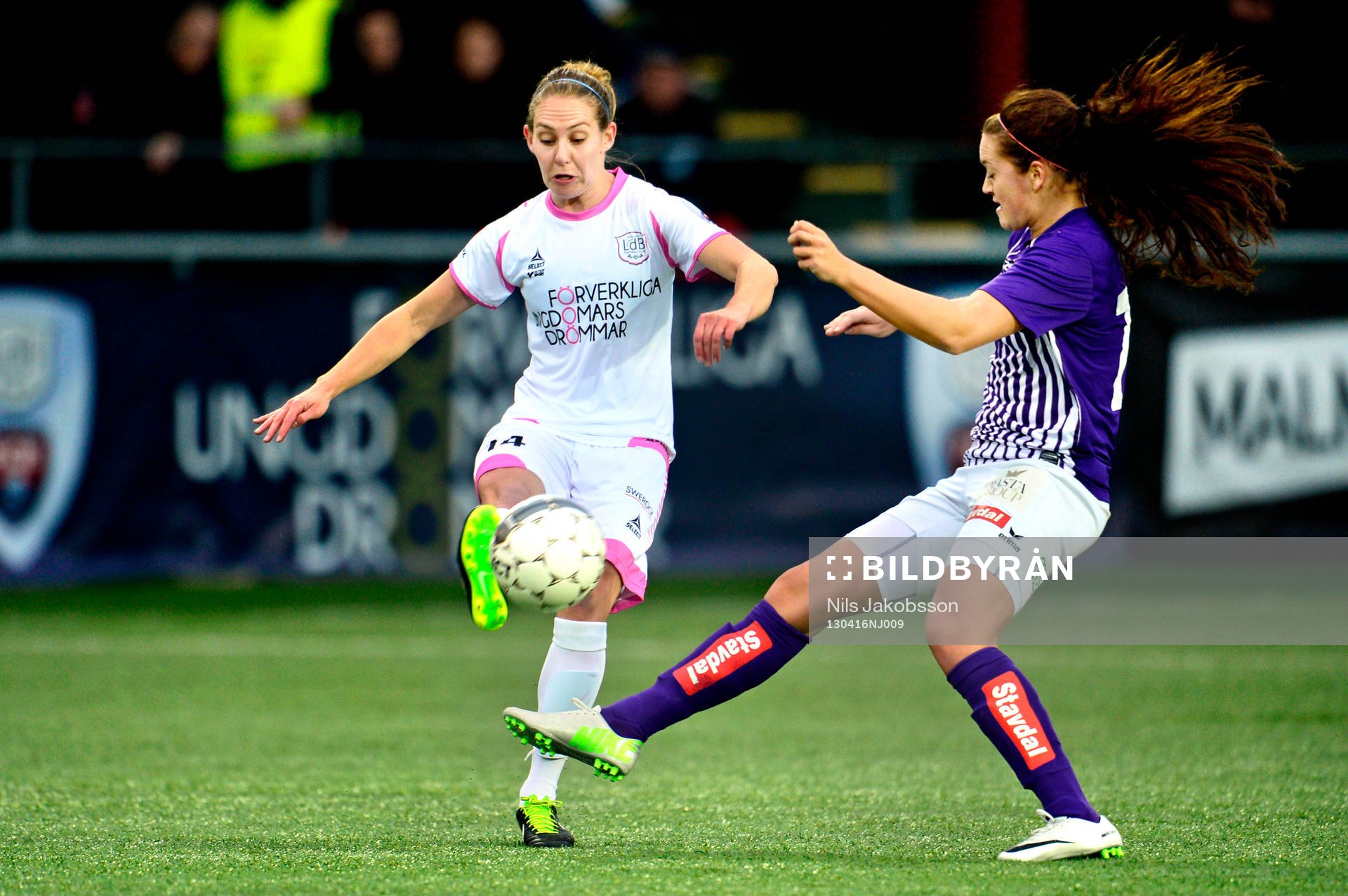 Manon Melis, LdB FC Malmö skjuter
