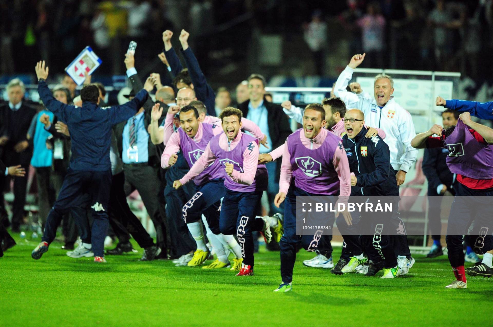  Fotboll, Franska cupen, Evian Thonon - PSG: Joie Evian Thonon  - 17.04.2013 - Evian Thonon / Paris Saint Germain - 1/4Finale Coupe de France