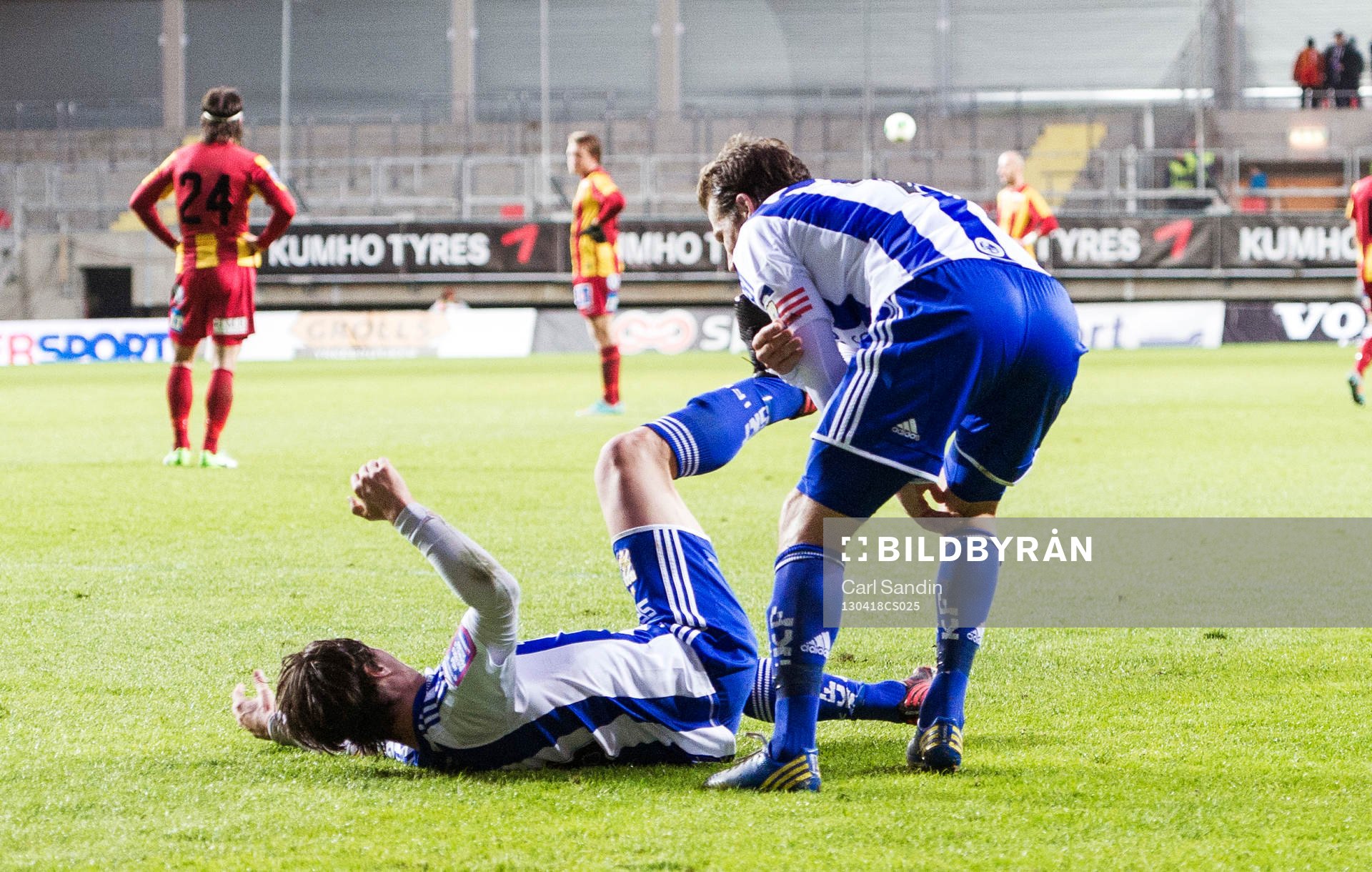 Tobias Hysén kastar omkull Nordin Gerzic, IFK Göteborg