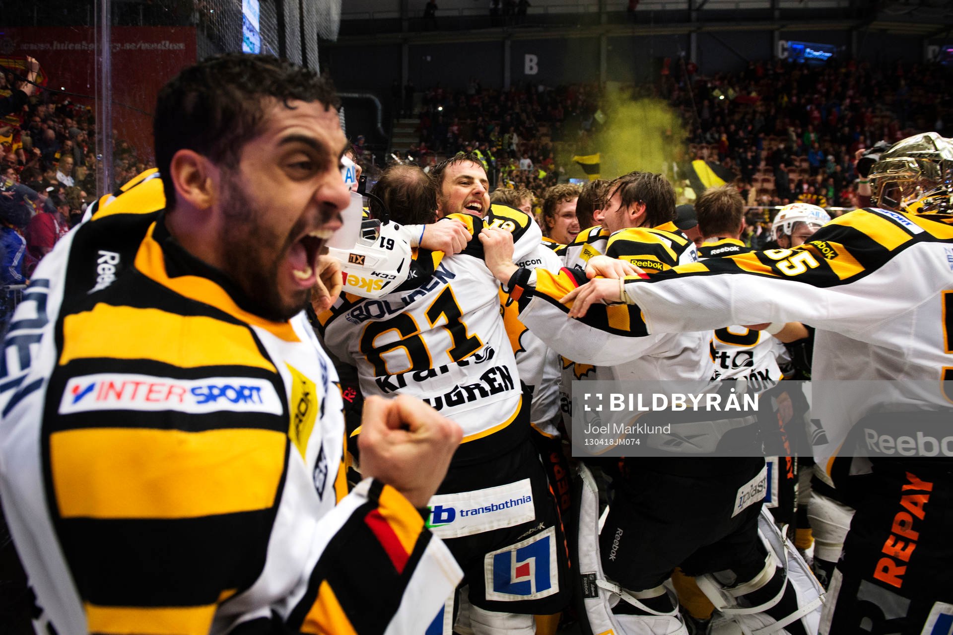Pierre-Edouard Bellemare, närmast kameran, och övriga