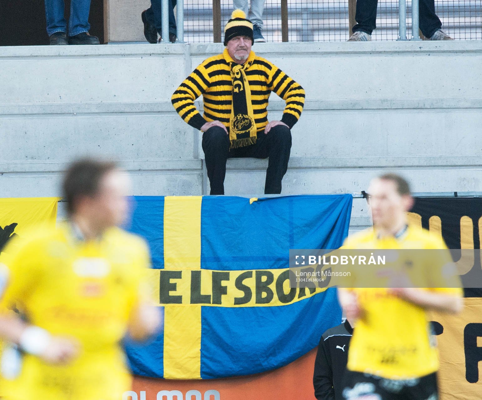 Supporter, Elfsborg, Elfsborgs-fan i stickad gulsvartrandig