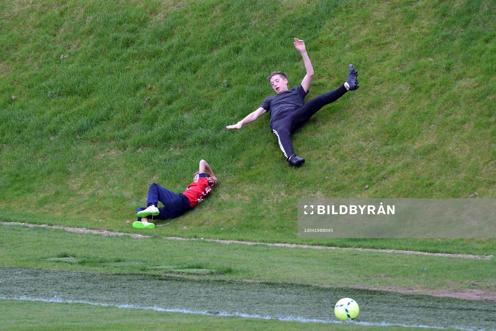 Romeo BECKHAM / Brooklyn BECKHAM   - 19.04.2013 -