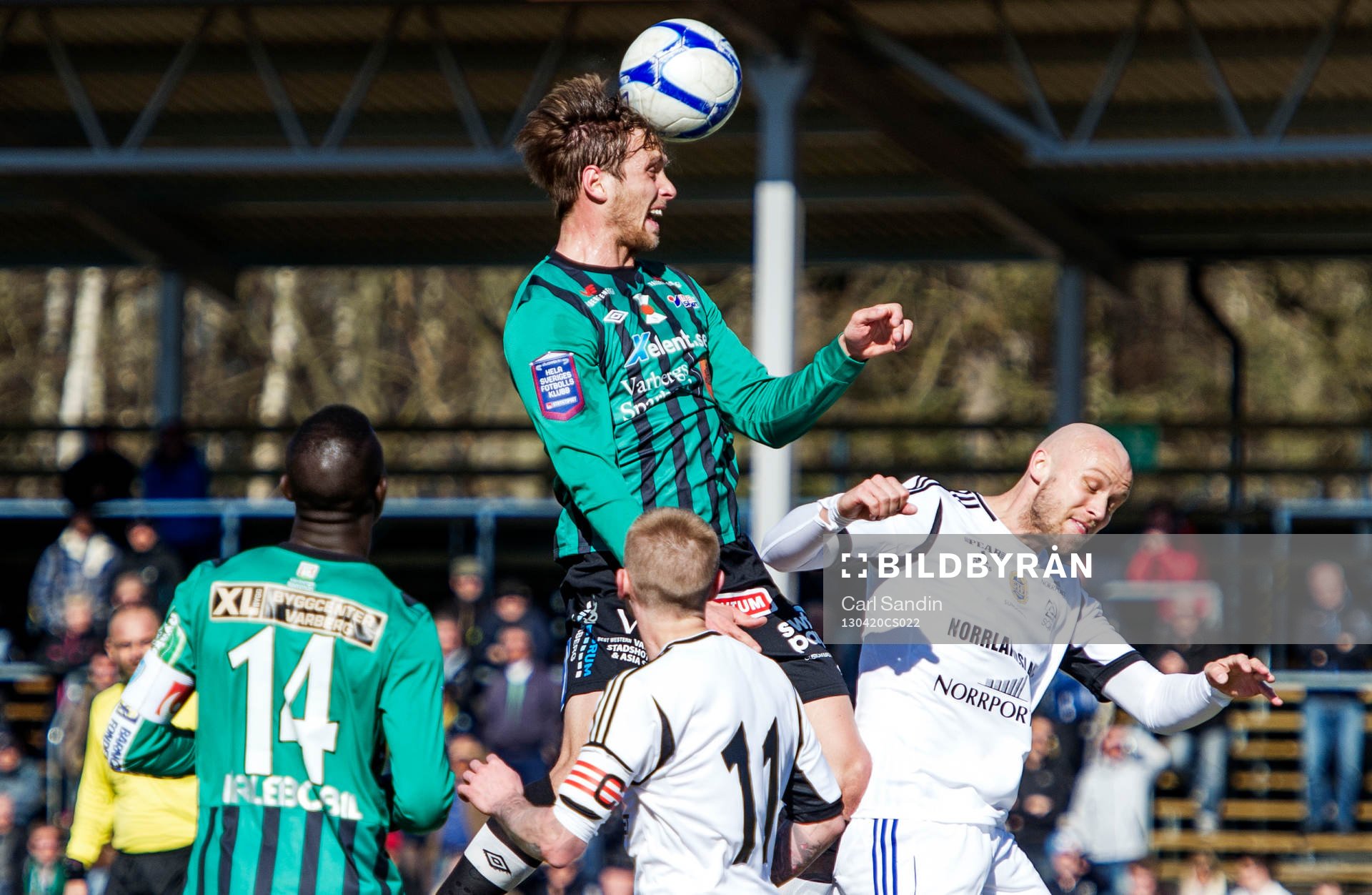 Alexander Mellqvist, Varberg, nickar bollen