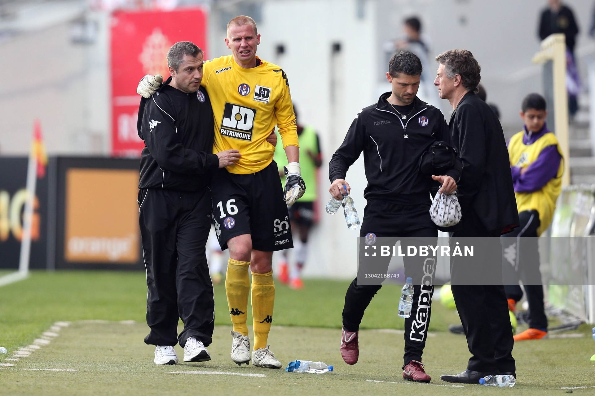  Fotboll, Franska ligan, Toulouse FC - FC Lorient: blessure de Olivier Blondel - 21.04.2013 - Toulouse / Lorient - 33 eme journee de Ligue 1