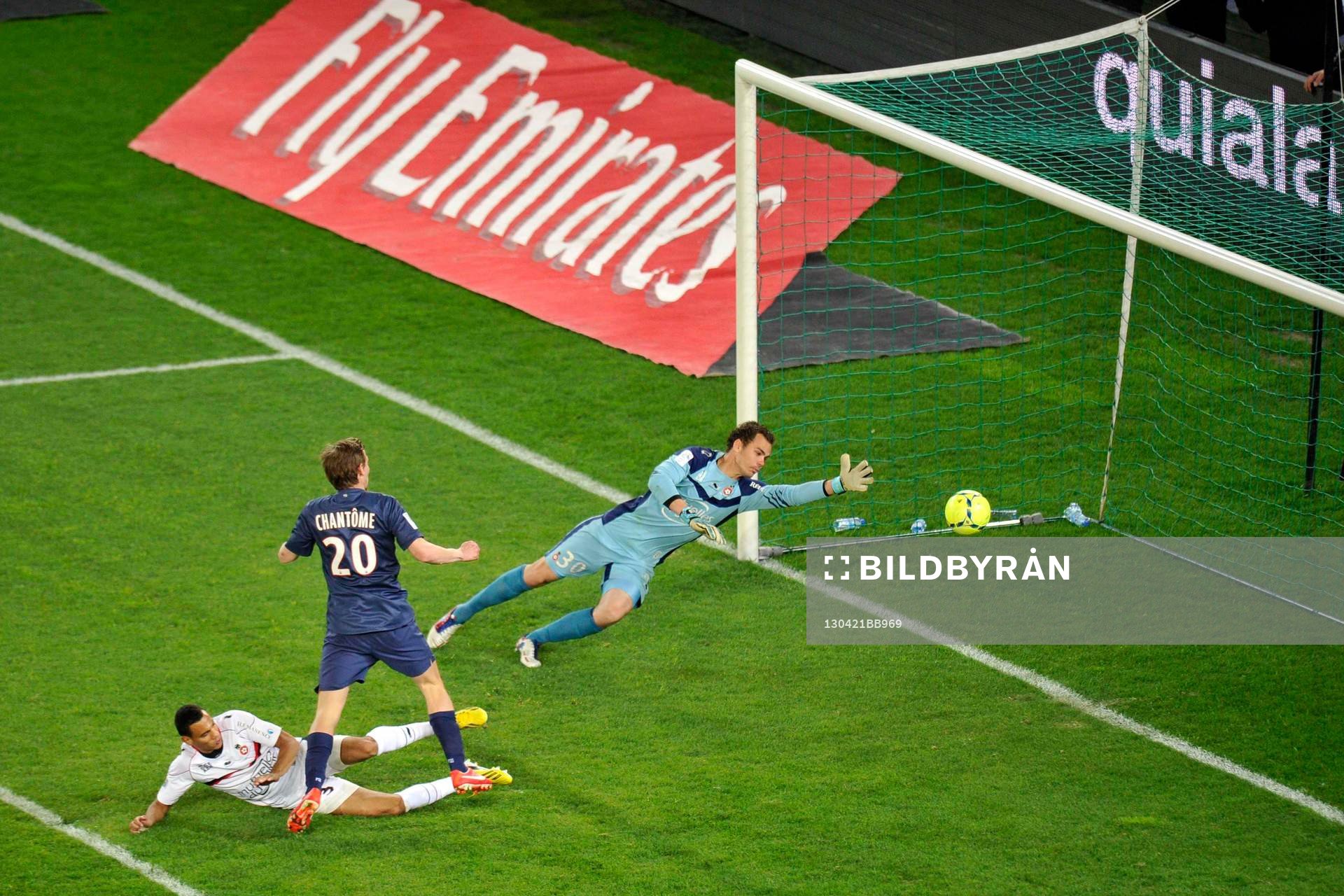 But de Clement CHANTOME - David OSPINA - 21.04.2013 - Paris