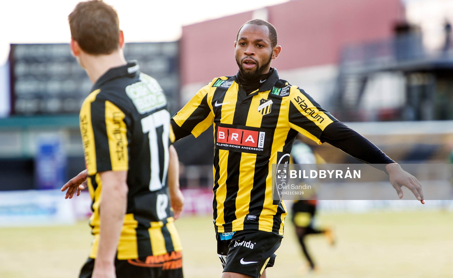 Rene Makondele, Häcken, jublar