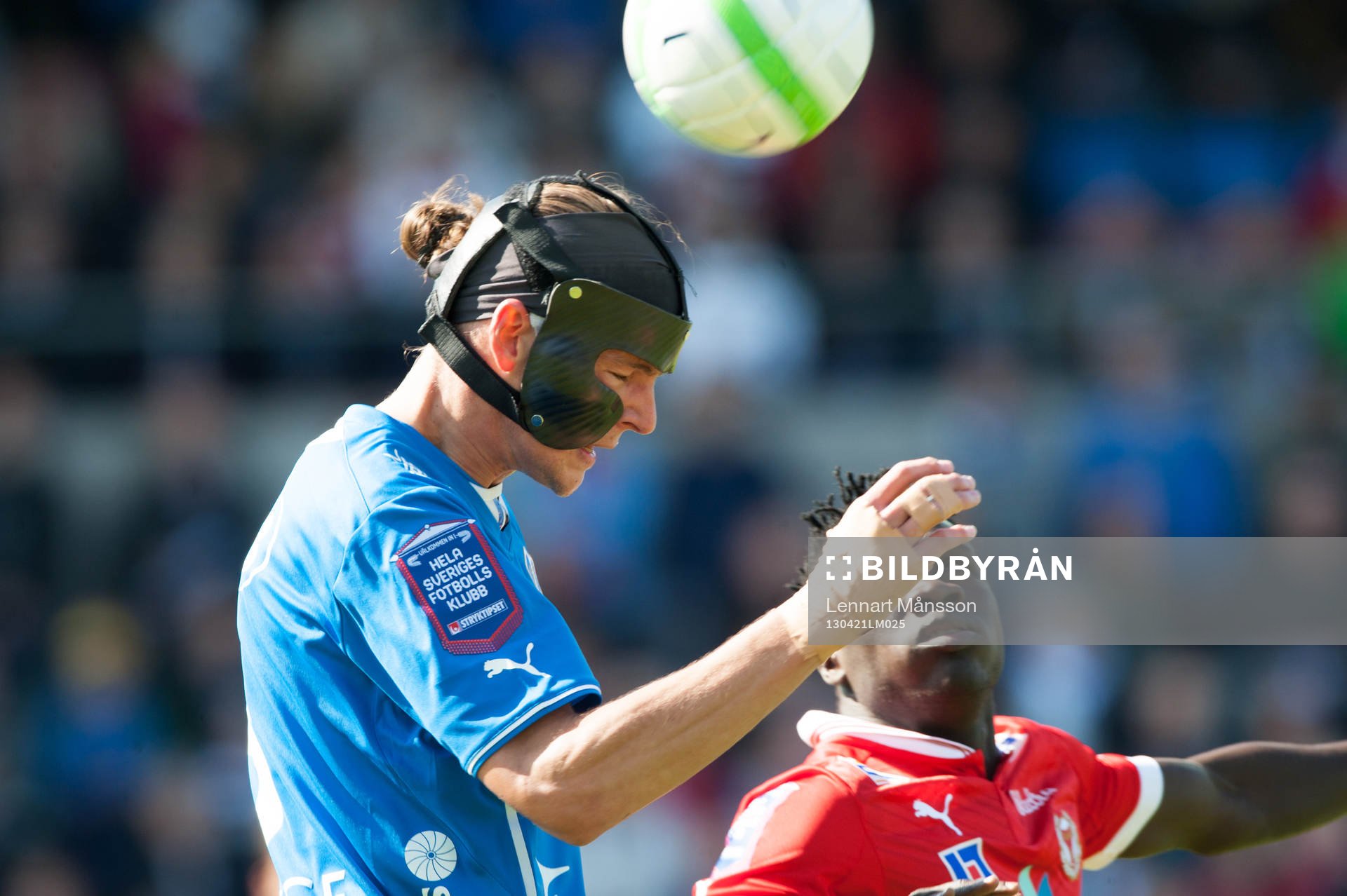 Fredrik Liverstam, Halmstad, med huvudskydd