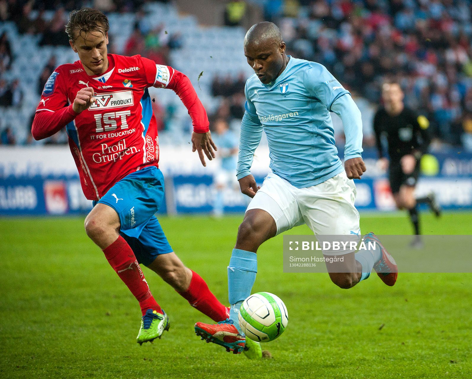 Tokelo Rantie, Malmö, och Månz Karlsson, Östers IF