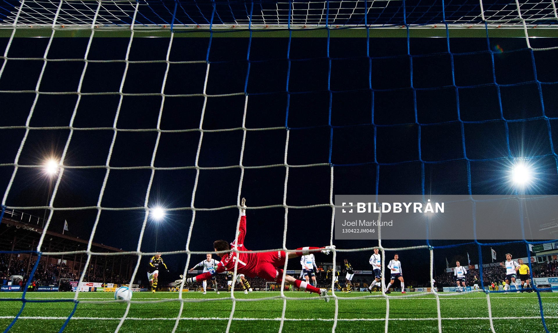 Mattias Hugosson, målvakt, Gefle, släpper in 1-2