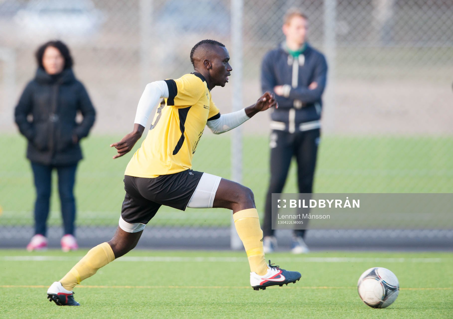 Fotboll, reservlagsserien, IFK Hässleholm - Hässleholms IF: Denis Masumboko, Hässleholm