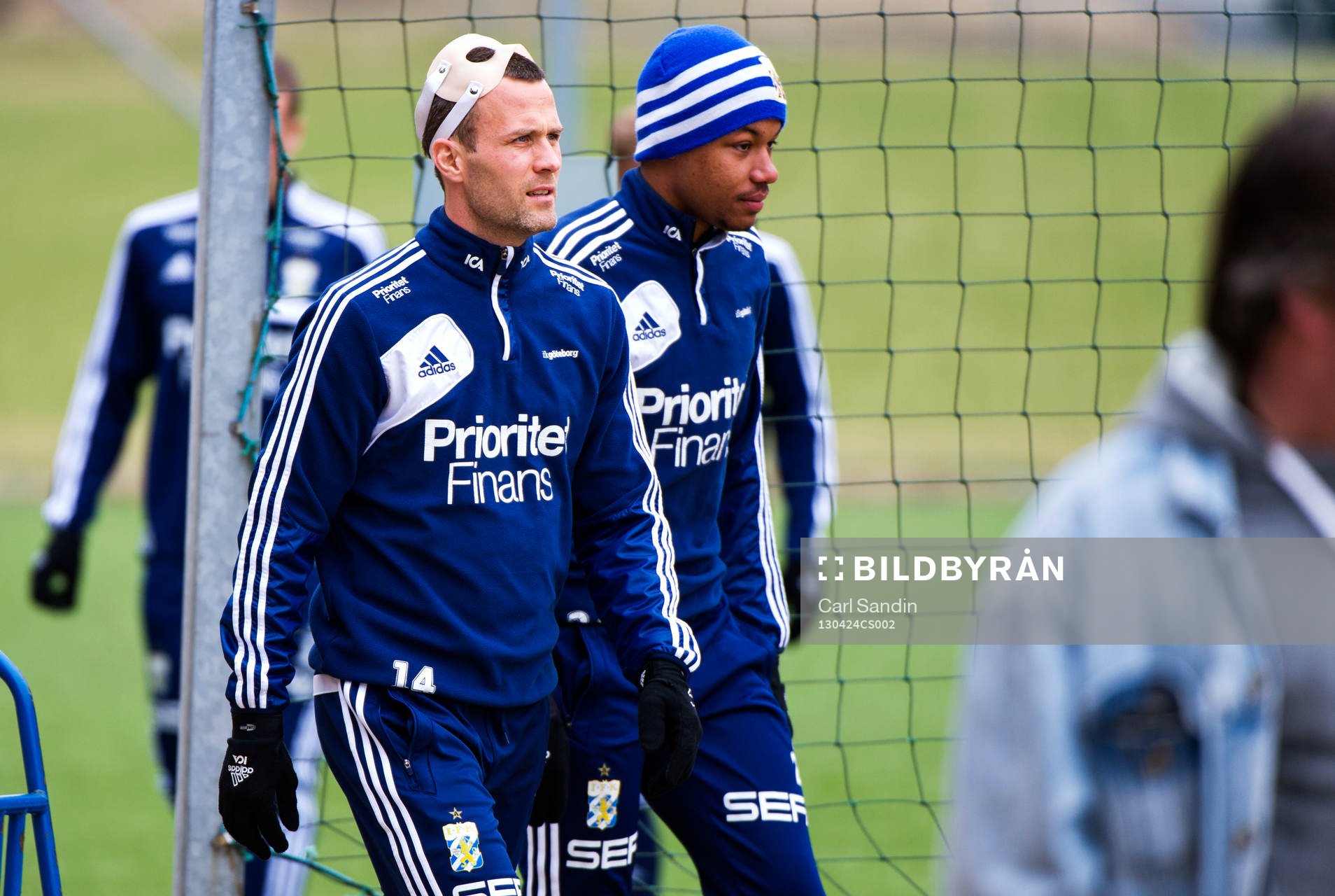 Hjalmar Jonsson, IFK Göteborg, bär mask