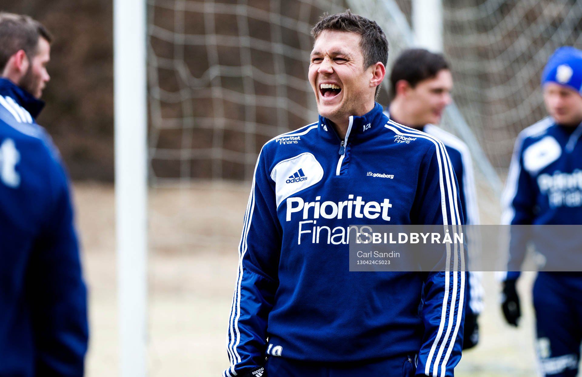 Hannes Stiller, IFK Göteborg, har kul på träningen