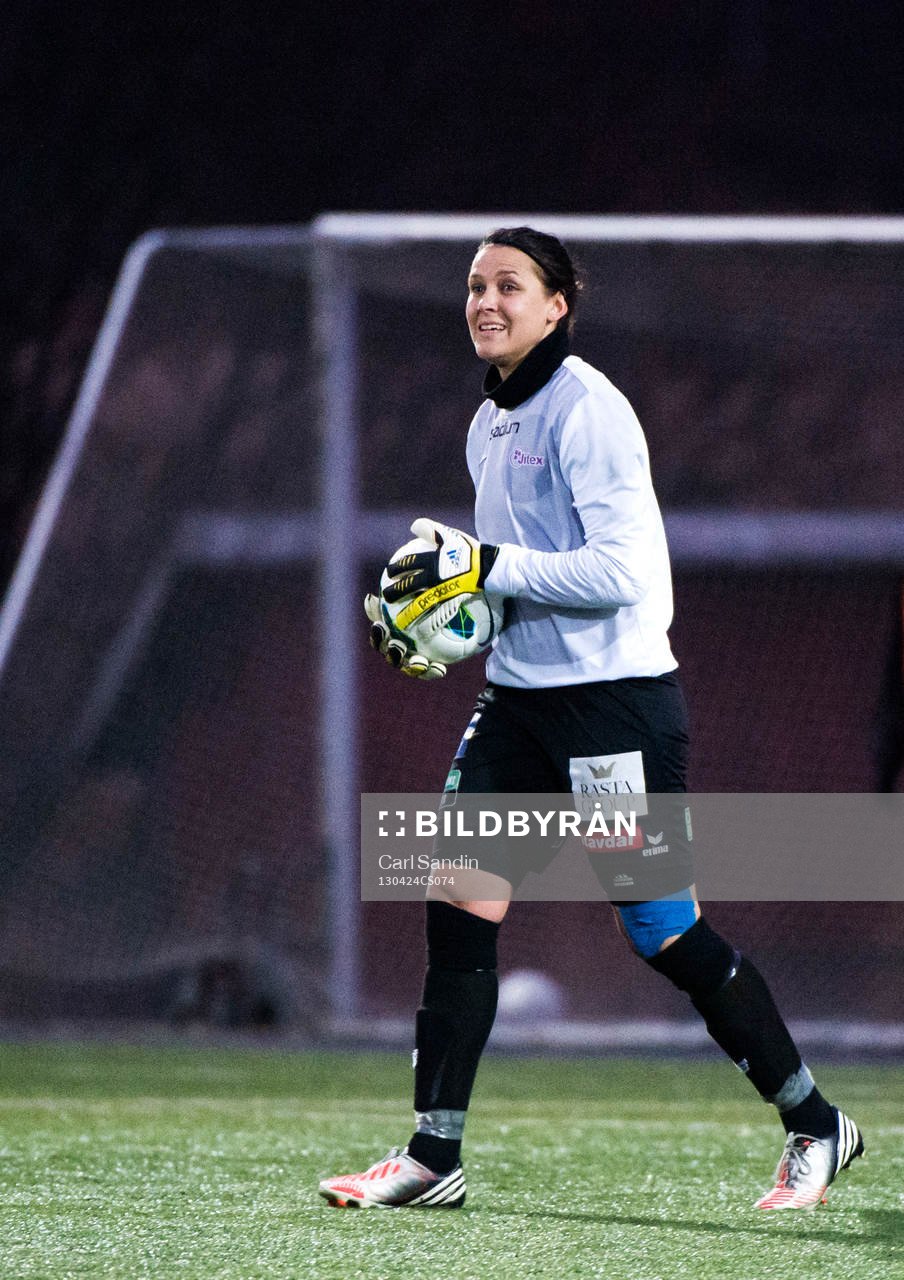 Fotboll, Damallsvenskan, Jitex - Kopparbergs Göteborg: Jitex målvakt Minna Meriluoto.