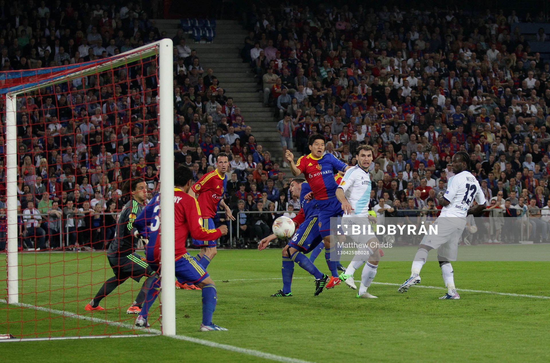 Football - FC Basel v Chelsea - UEFA Europa League Semi