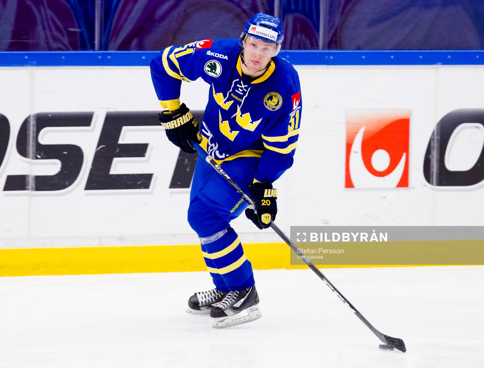 Jonas Ahnelöv, Sverige
