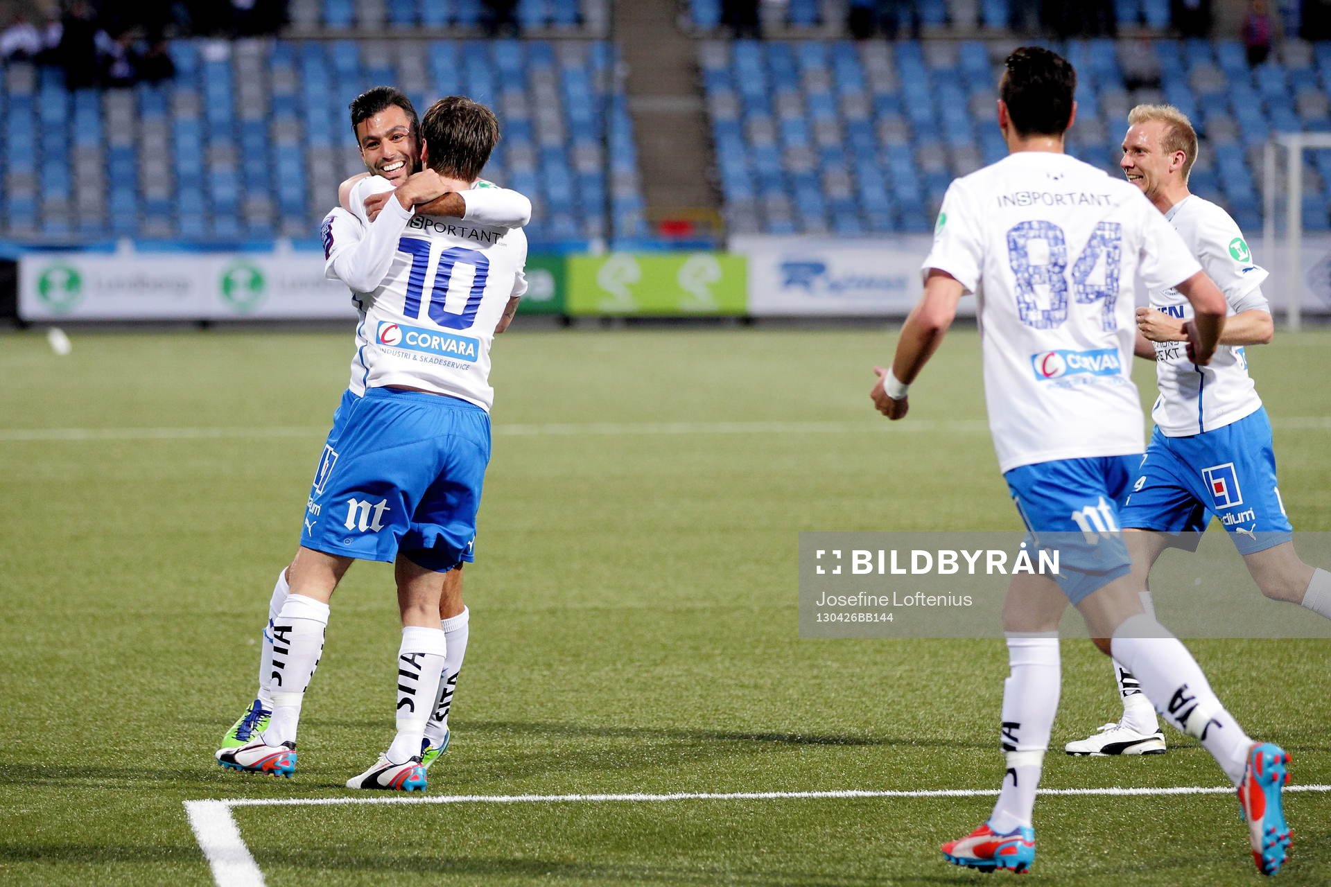 Fotboll, Allsvenskan, Norrköping - Häcken: Imad Khalili och Gunnar Heidar Thorvaldsson, Norrköping, jublar.