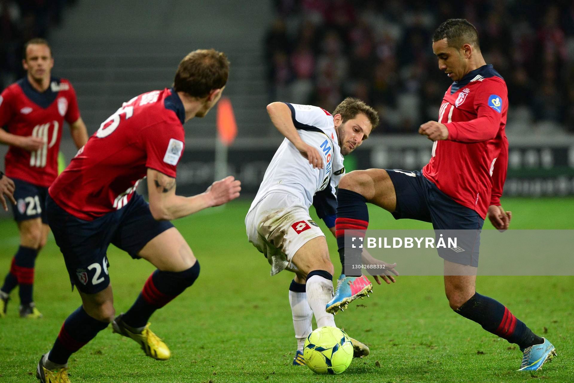 Vincent NOGUEIRA / Dimitri PAYET - 26.04.2013 - Lille /