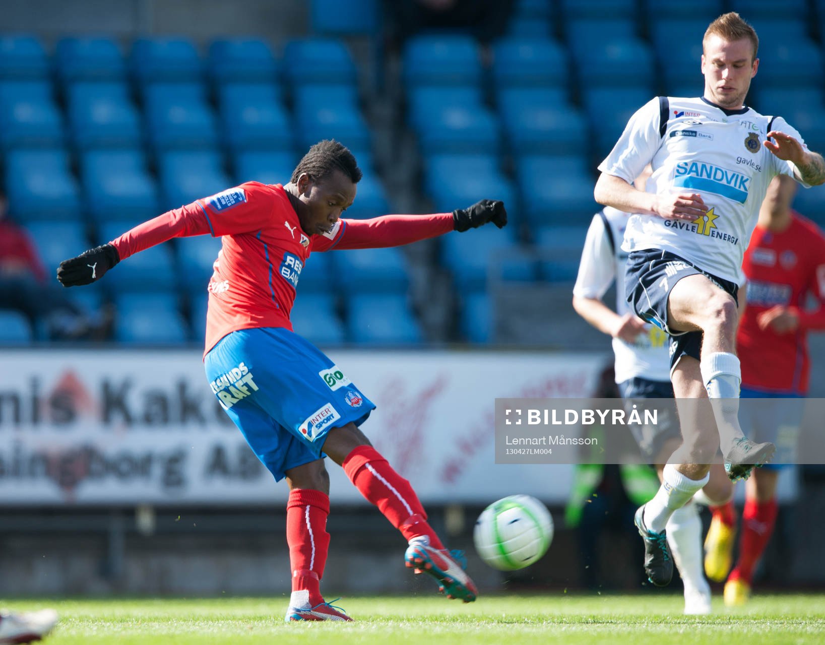 May Mahlangu, Helsingborg, och Alexander Faltsetas, Gefle