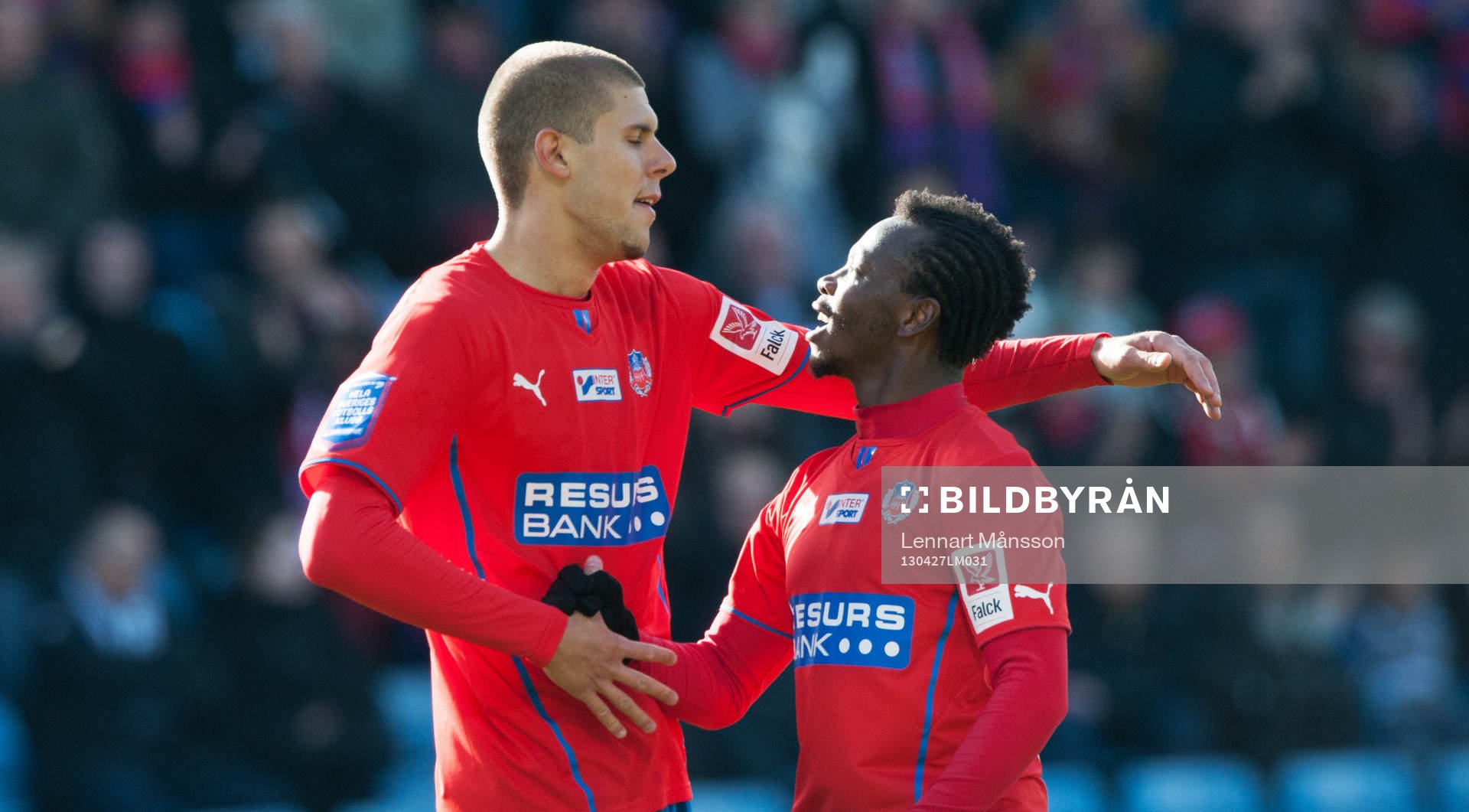4-1, Robin Simovic, Helsingborg, som grattas av David Accam