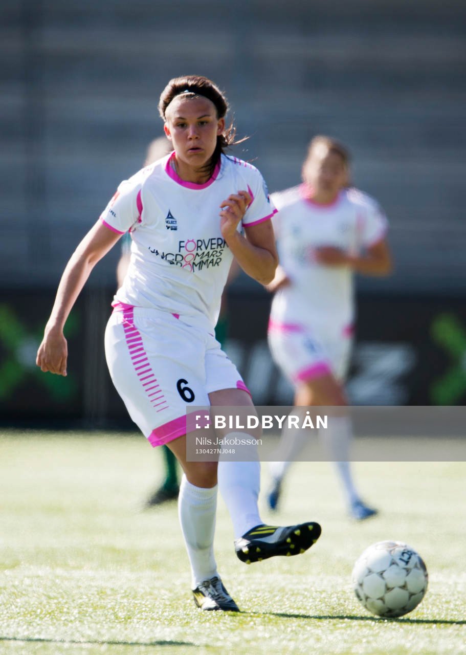 Fotboll, Damallsvenskan, LDB Malmö - Mallbacken: Katarina Veje, LdB FC Malmö.