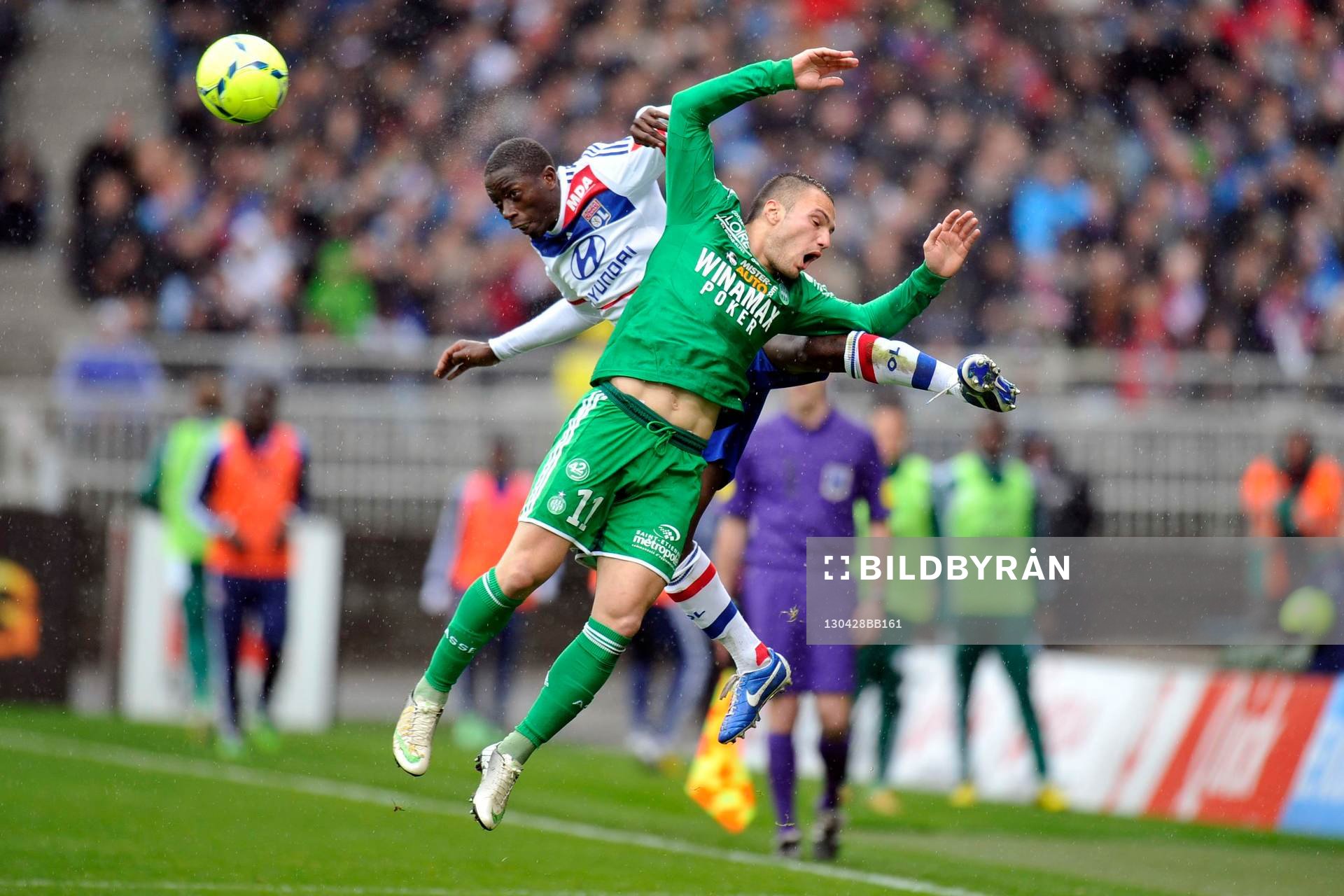  Fotboll, Franska ligan, Lyon - Saint Etienne: Yohan MOLLO / Mouhamadou DABO - 28.04.2013 - Lyon / Saint Etienne - 34e journee de Ligue1