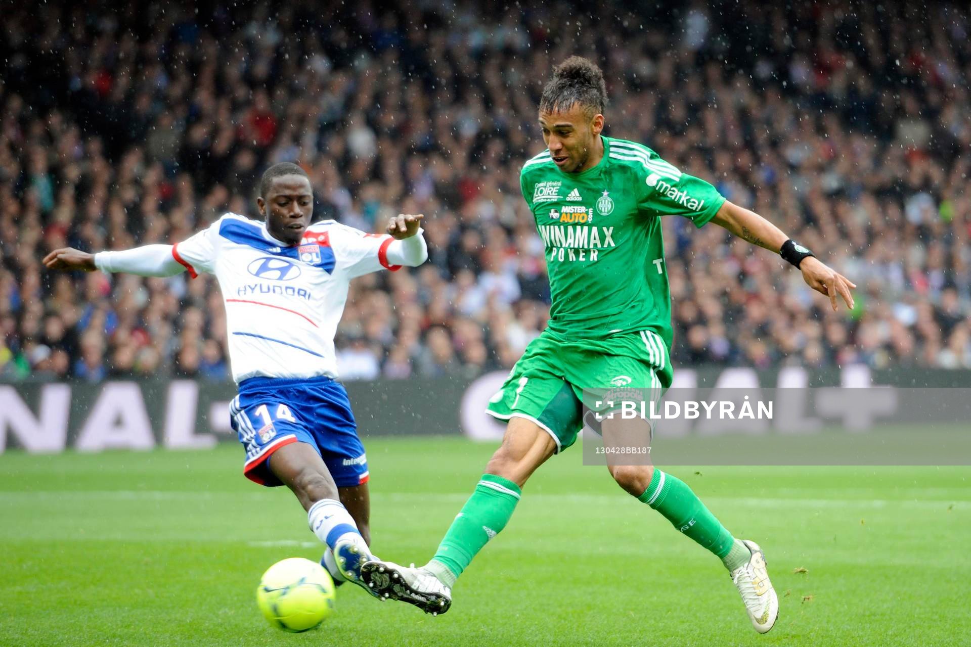 Fotboll, Franska ligan, Lyon - Saint Etienne: Mouhamadou DABO / Pierre Emerick AUBAMEYANG - 28.04.2013 - Lyon / Saint Etienne - 34e journee de Ligue1