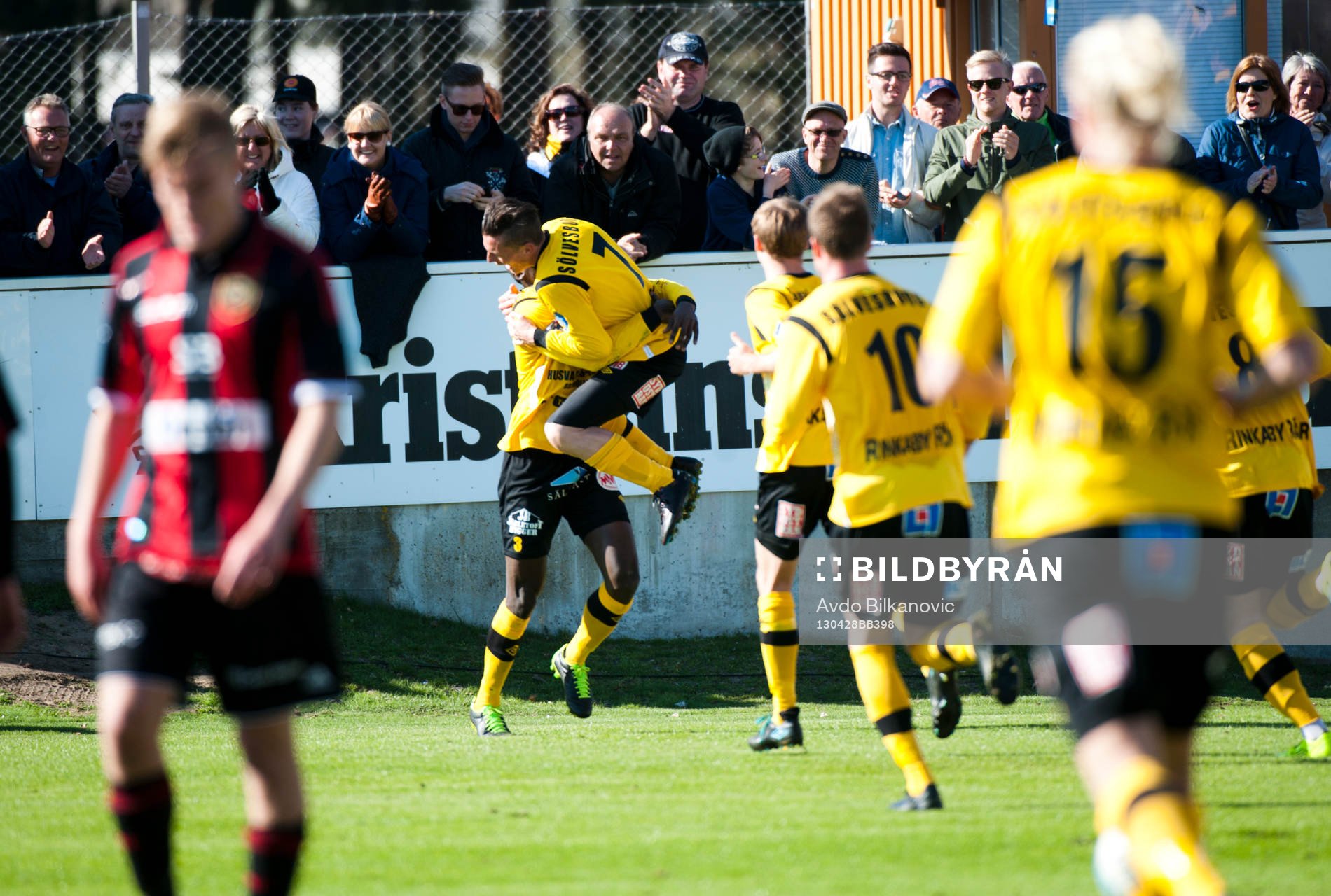 Gbenga Arokoya, Mjällby, jubel, Brommapjkarna, deppar