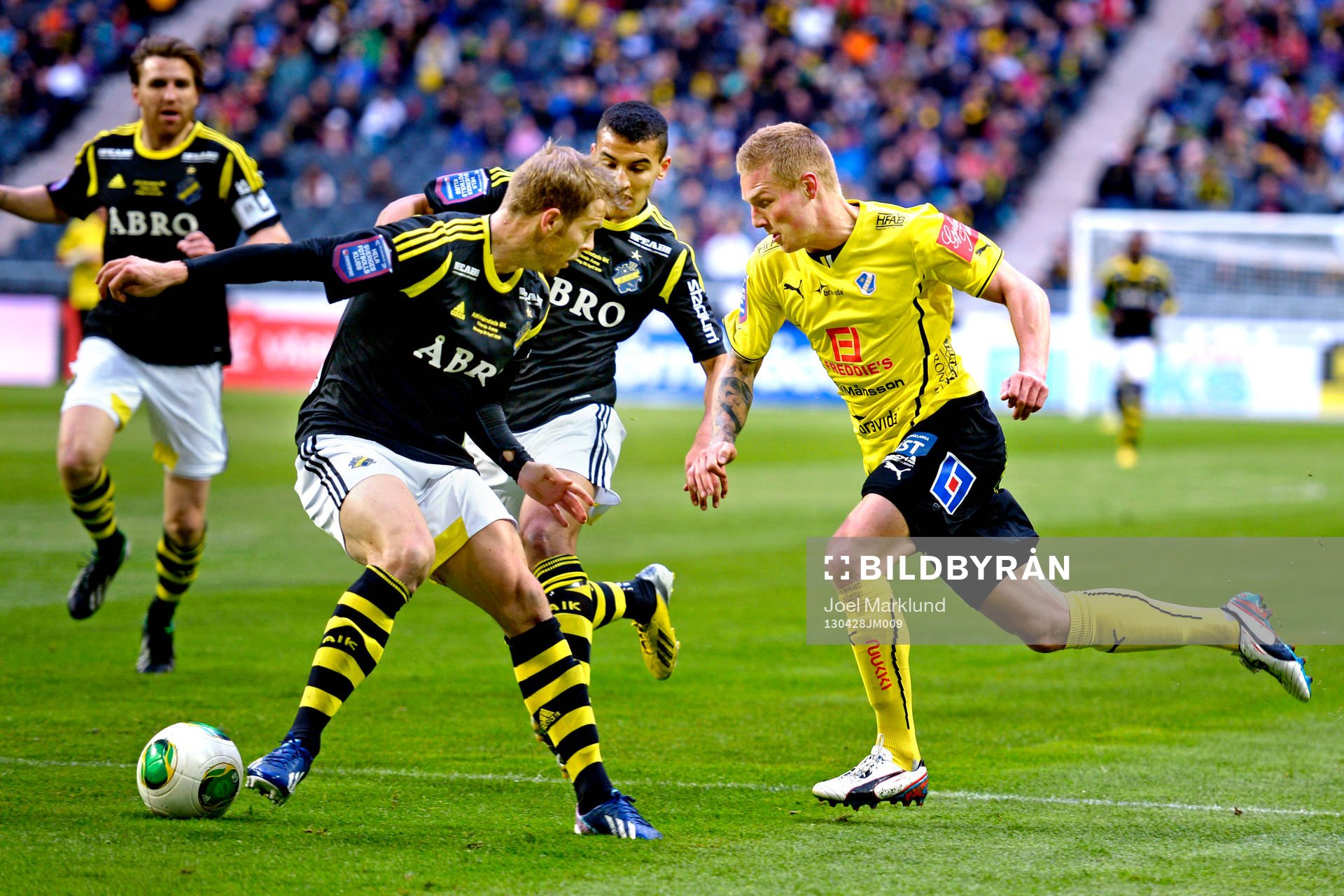 Gudjón Baldvinsson, Halmstad försöker ta sig igenom AIK