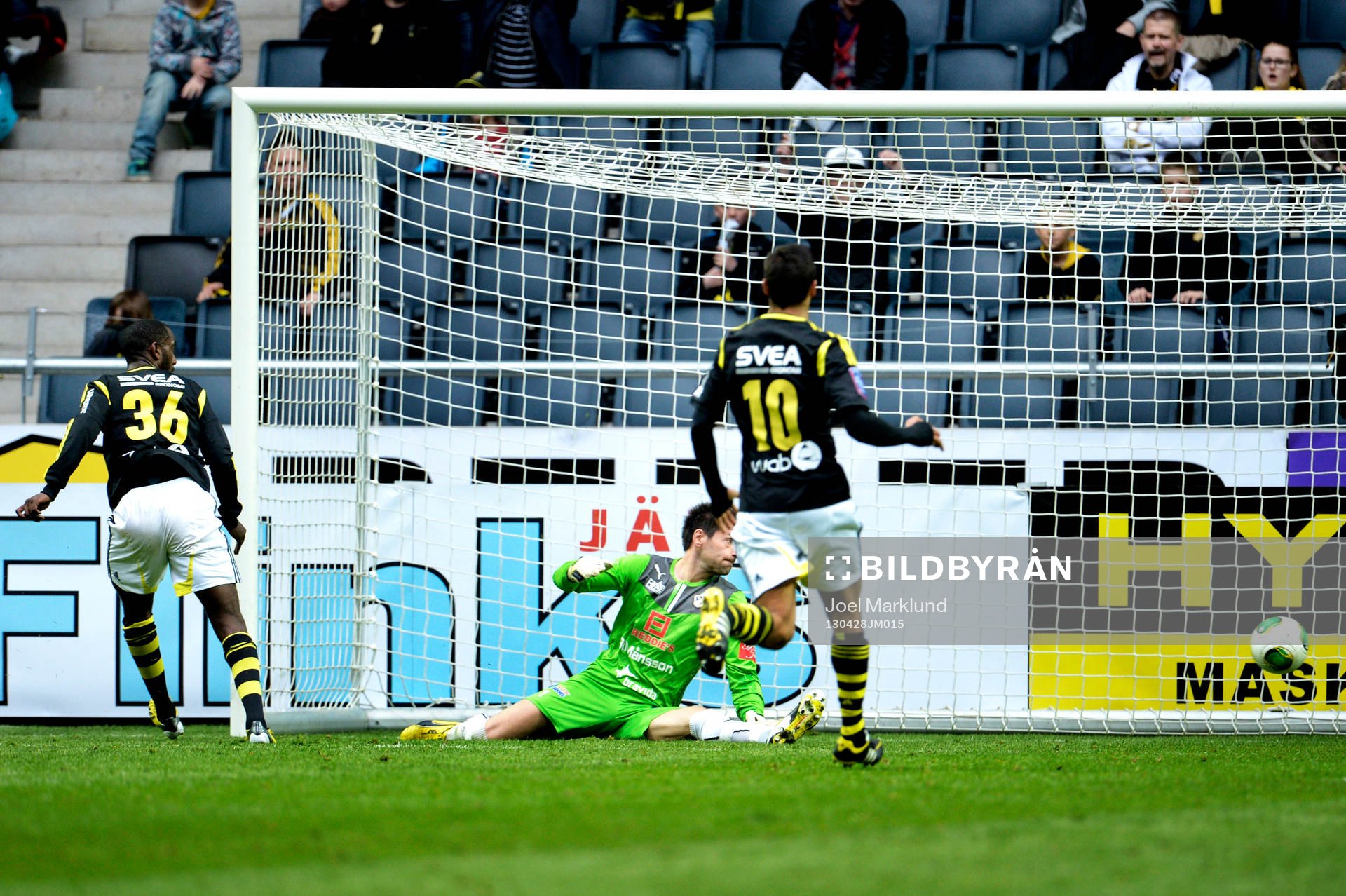 Henok Goitom, AIK skjuter in 2-1