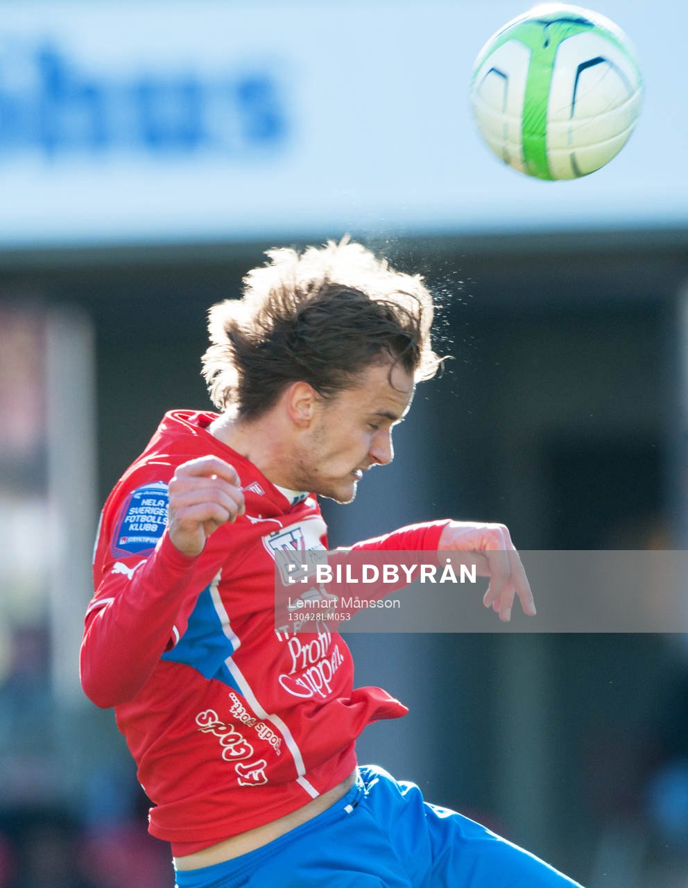 Månz Karlsson, Öster
