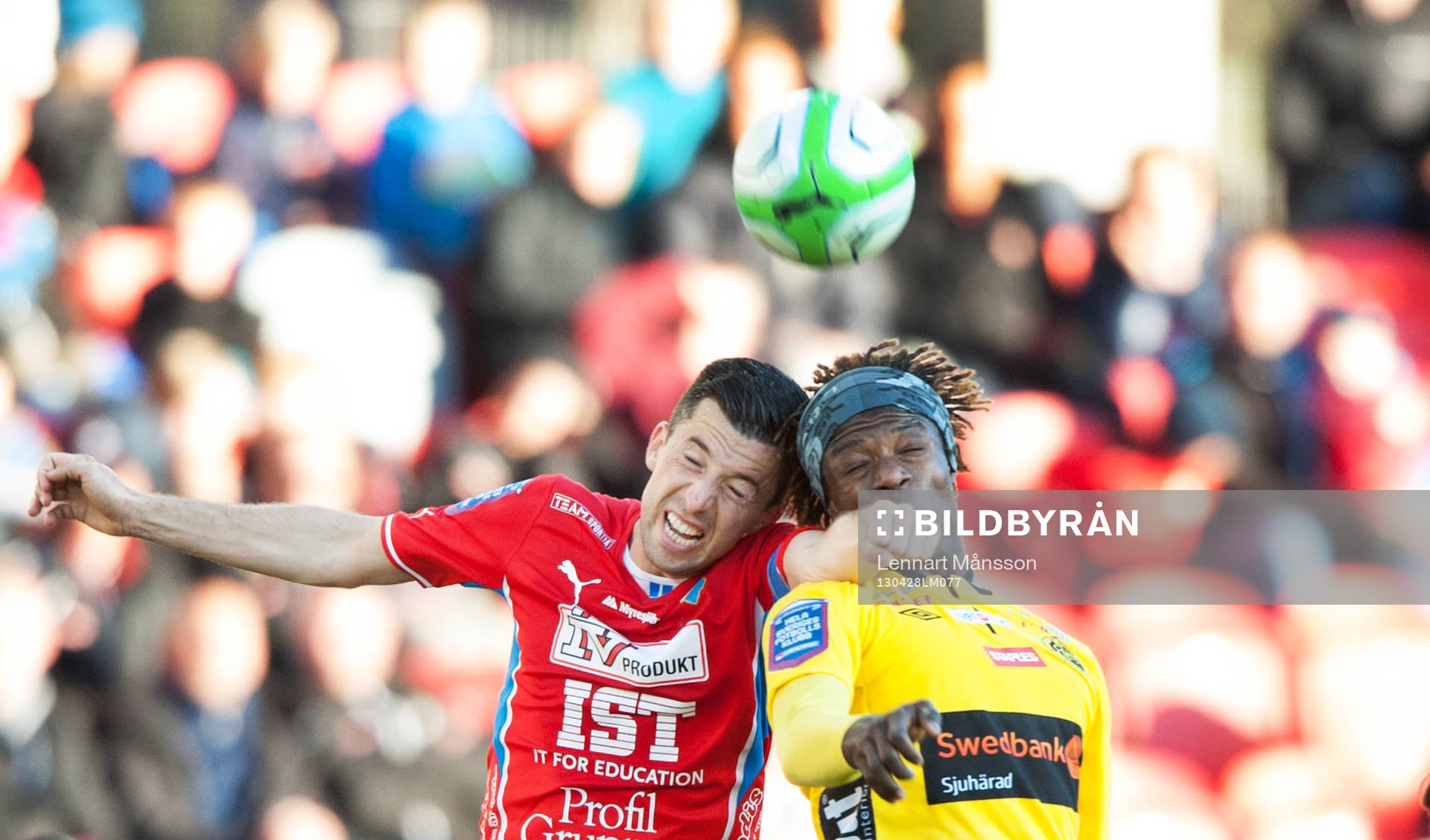Denis Velic, Öster och Mohamed Bangura, Elfsborg, armbåge