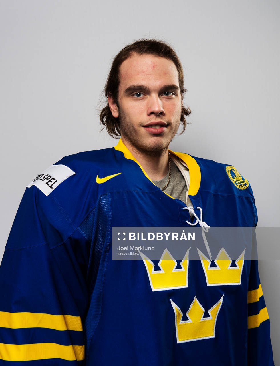 Inför VM i ishockey så poserar Johan Gustafsson, Sverige,
