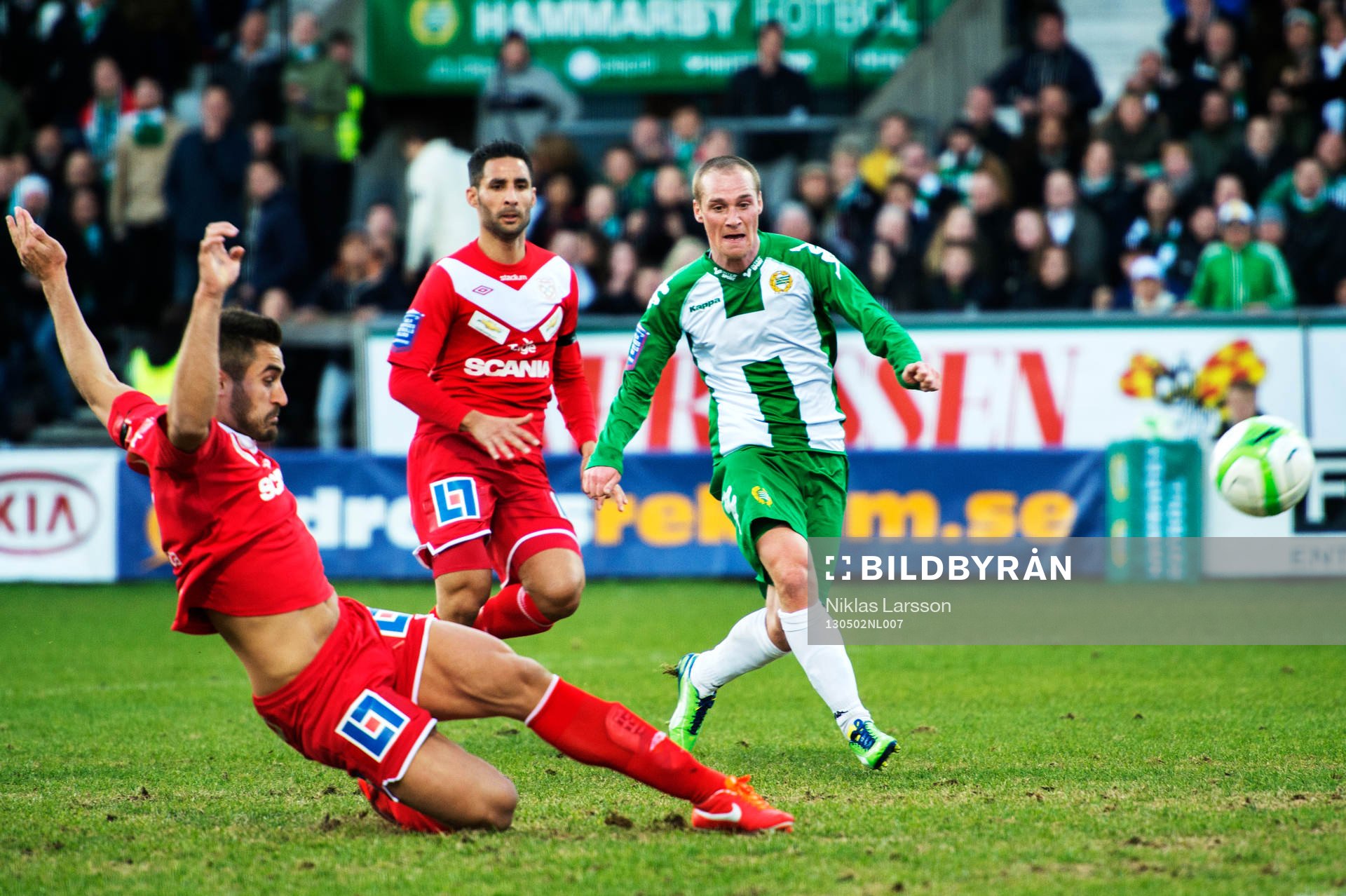 Sotiris Papagiannopoulus, Assyriska gör självmål,