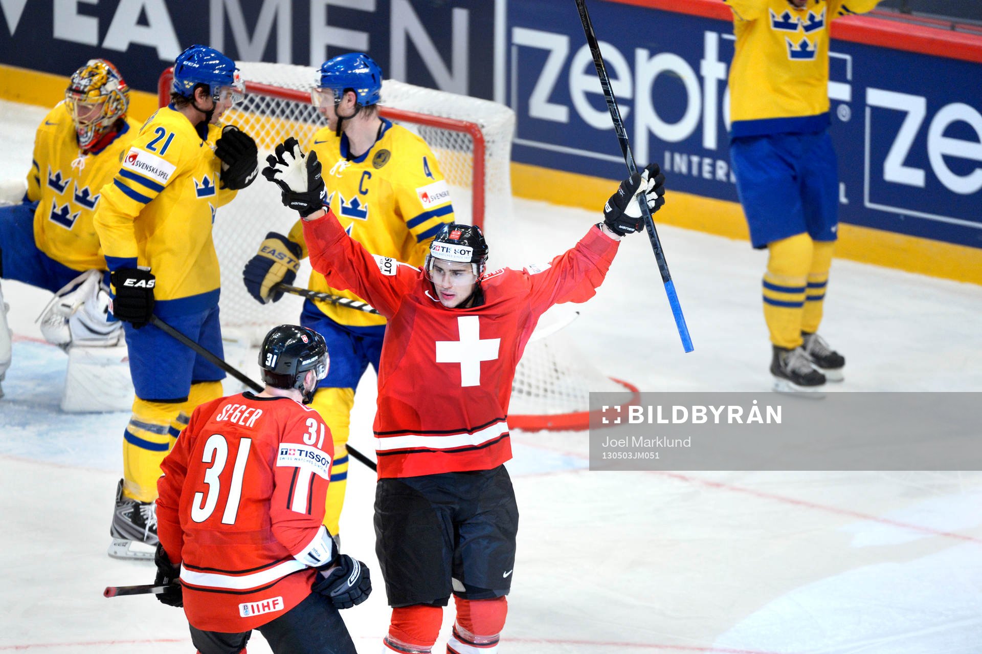 Schweiz Nino Niederreiter jublar