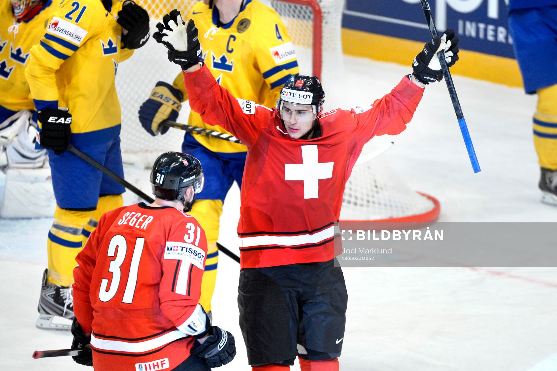Schweiz Nino Niederreiter jublar