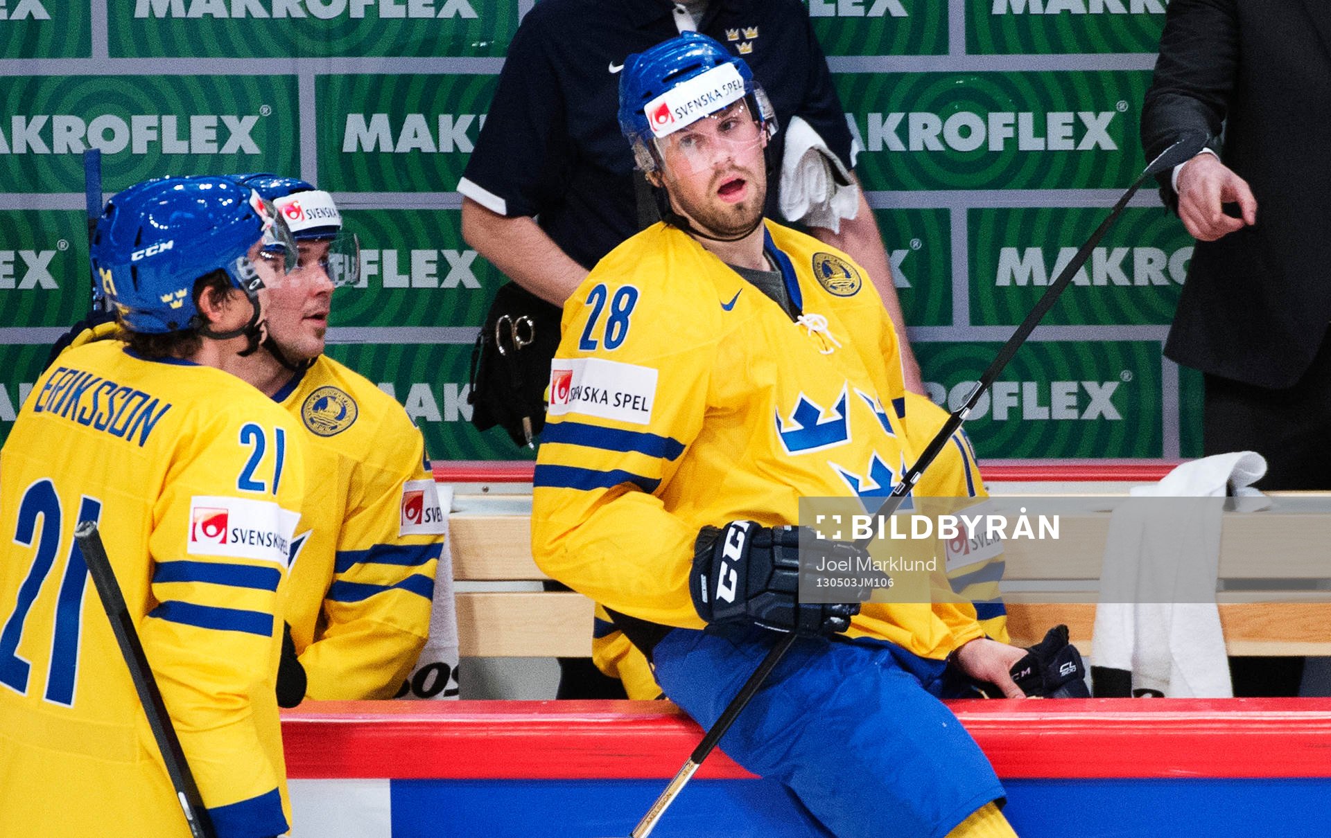 Dick Axelsson (h) i matchen mellan Sverige och Schweiz